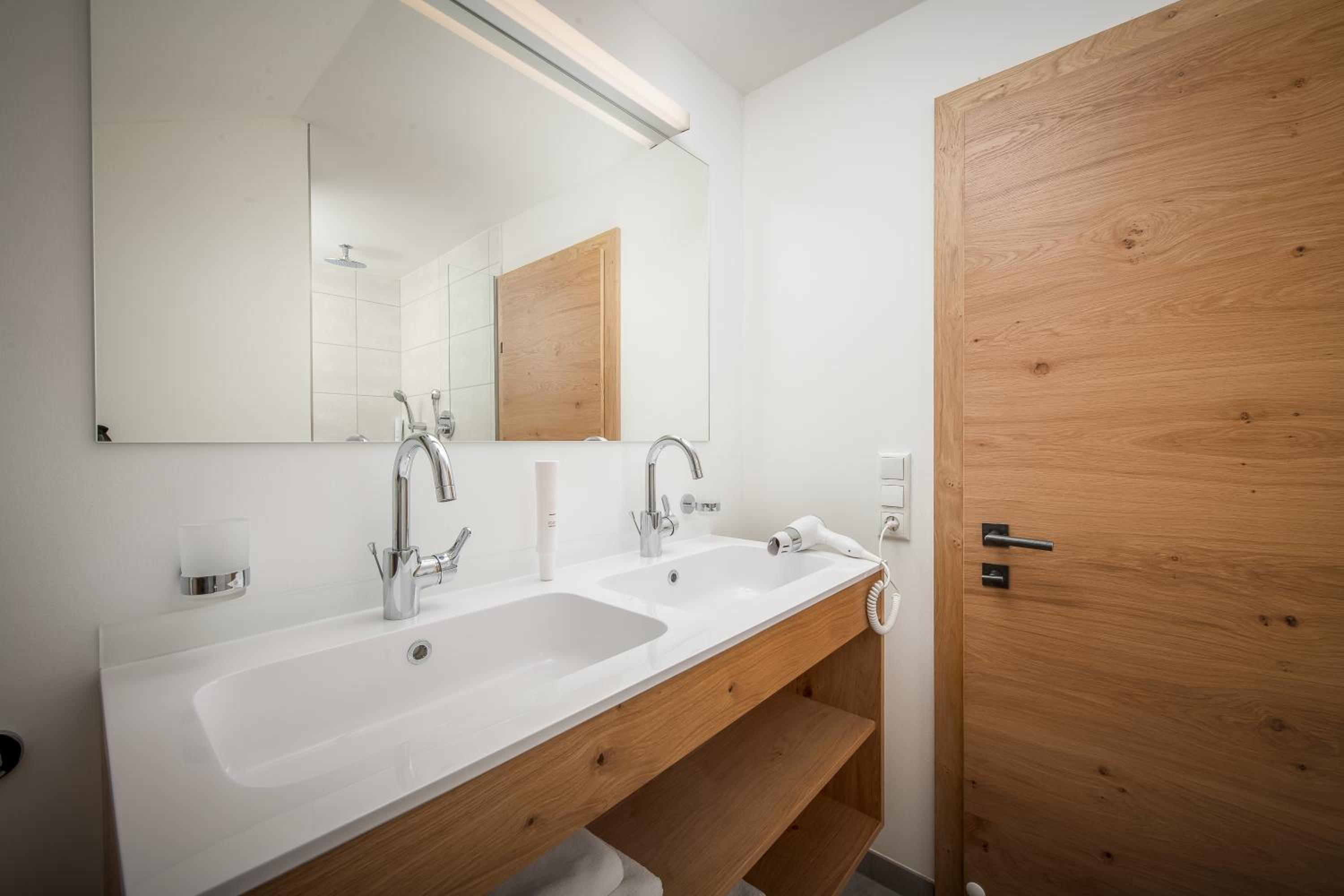 Superior Apartment photo 3