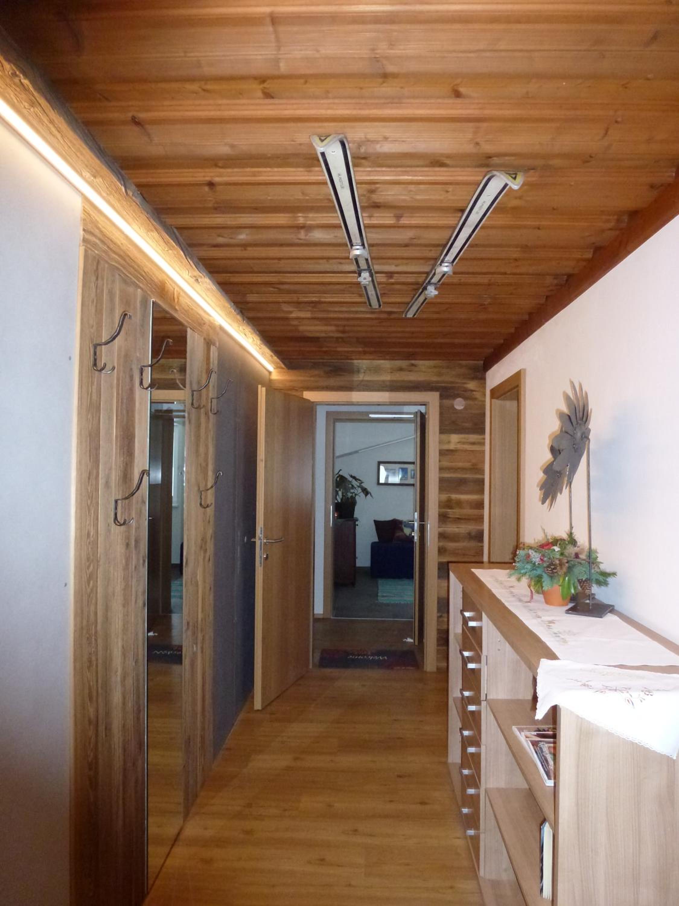 Apartment with Mountain View photo 1