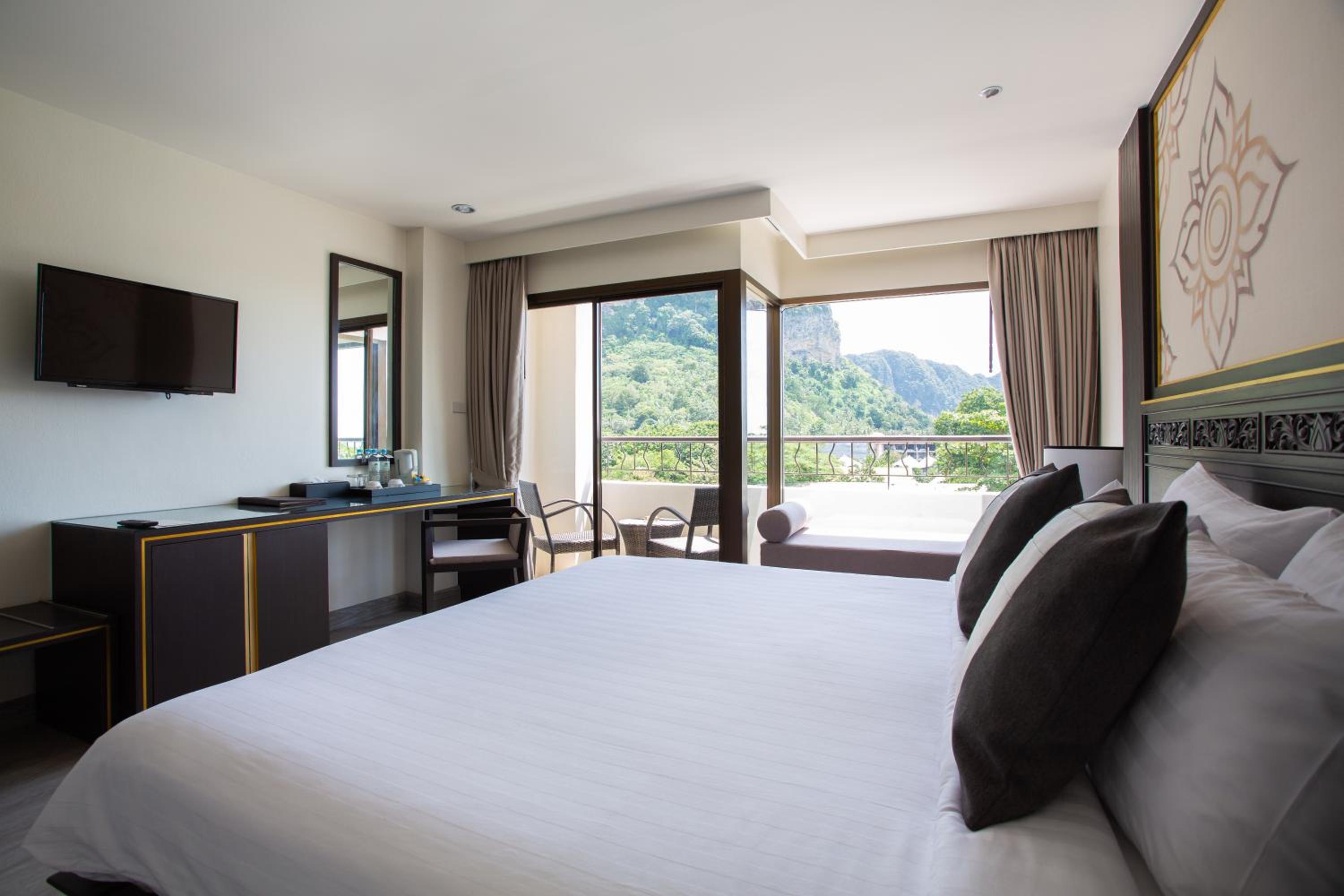 Superior Double or Twin Room with Mountain View - Photo 1