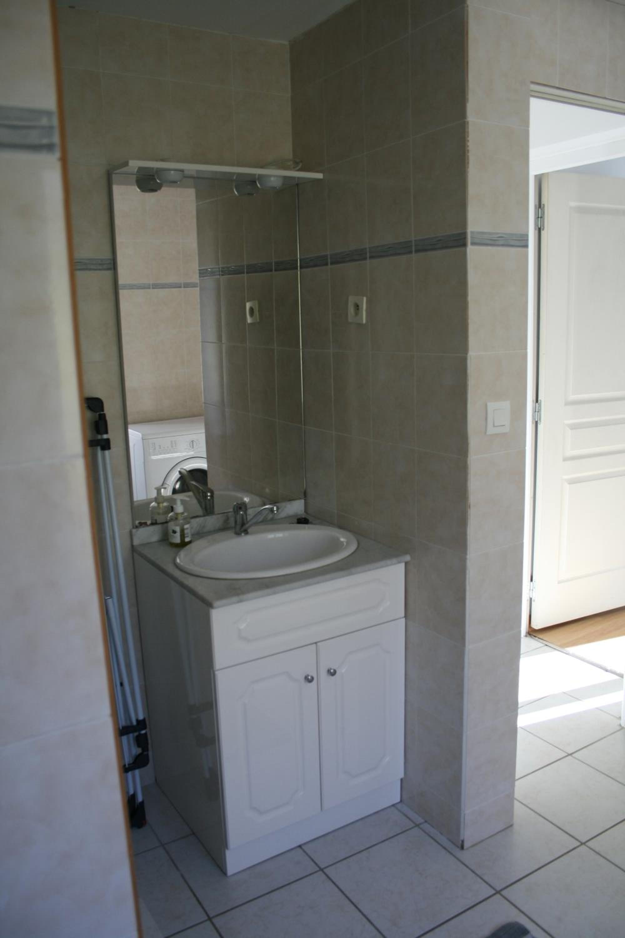 Standard Apartment - Photo 5