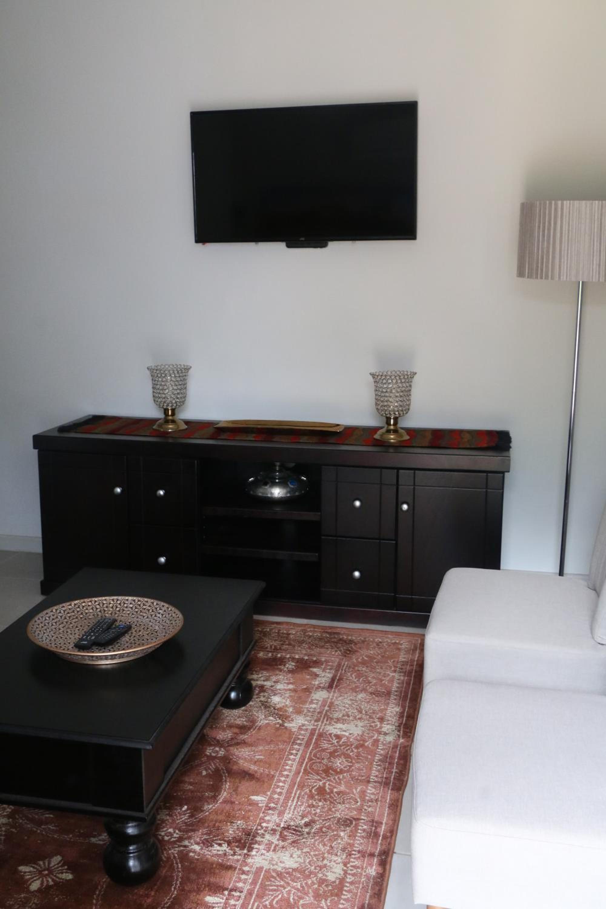 Apartment - Photo 3