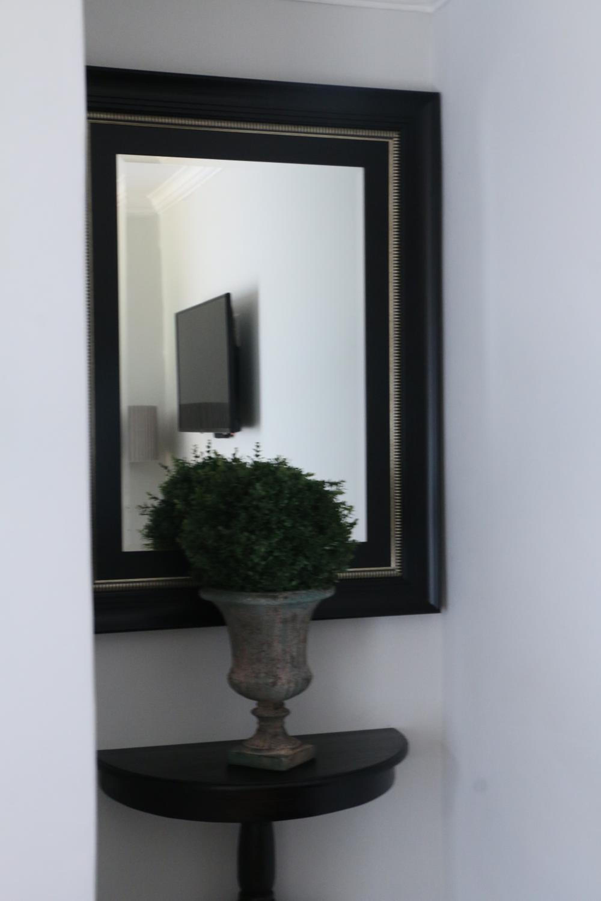 Apartment - Photo 2