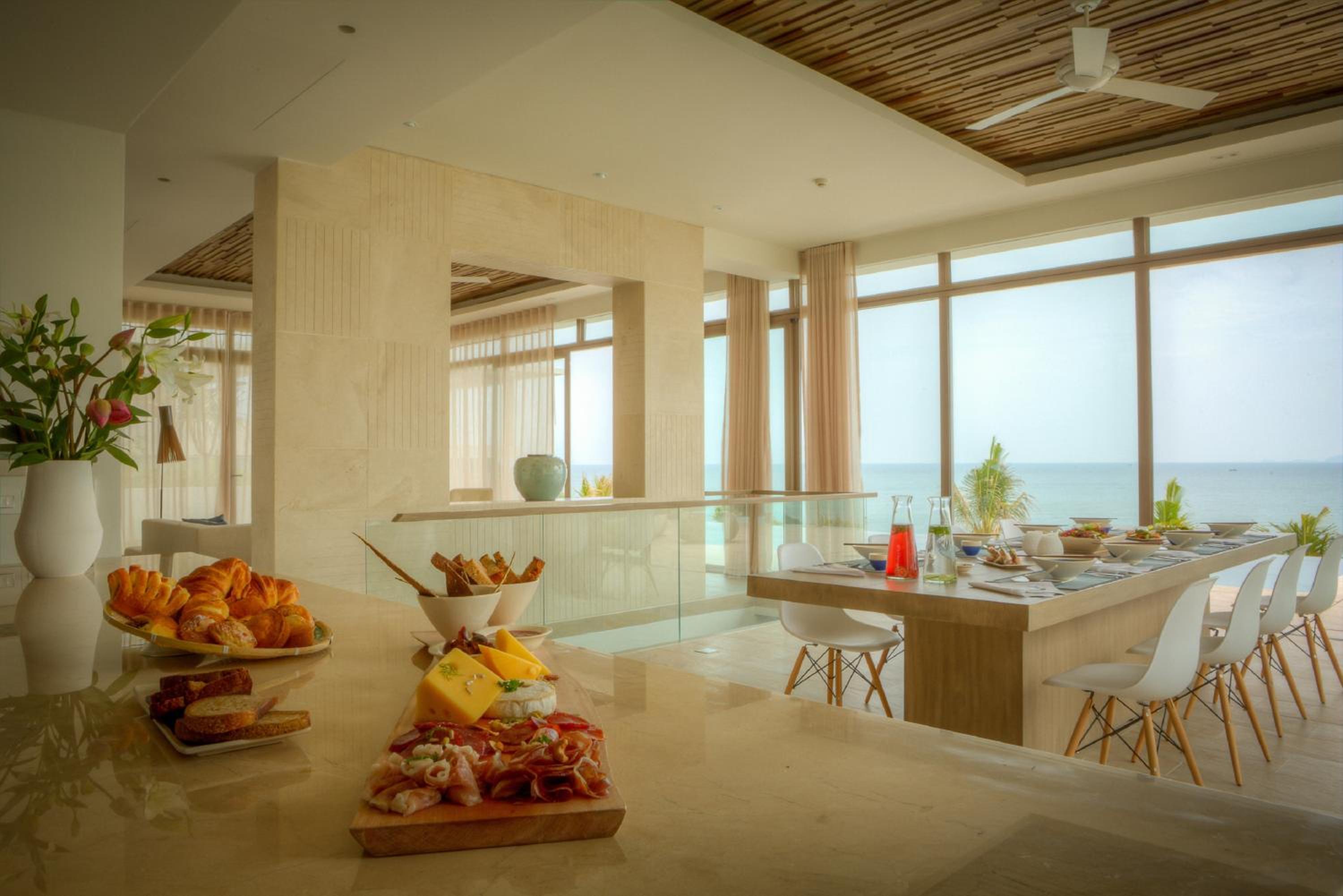 Mia Luxury Five-Bedroom Residence - Photo 5
