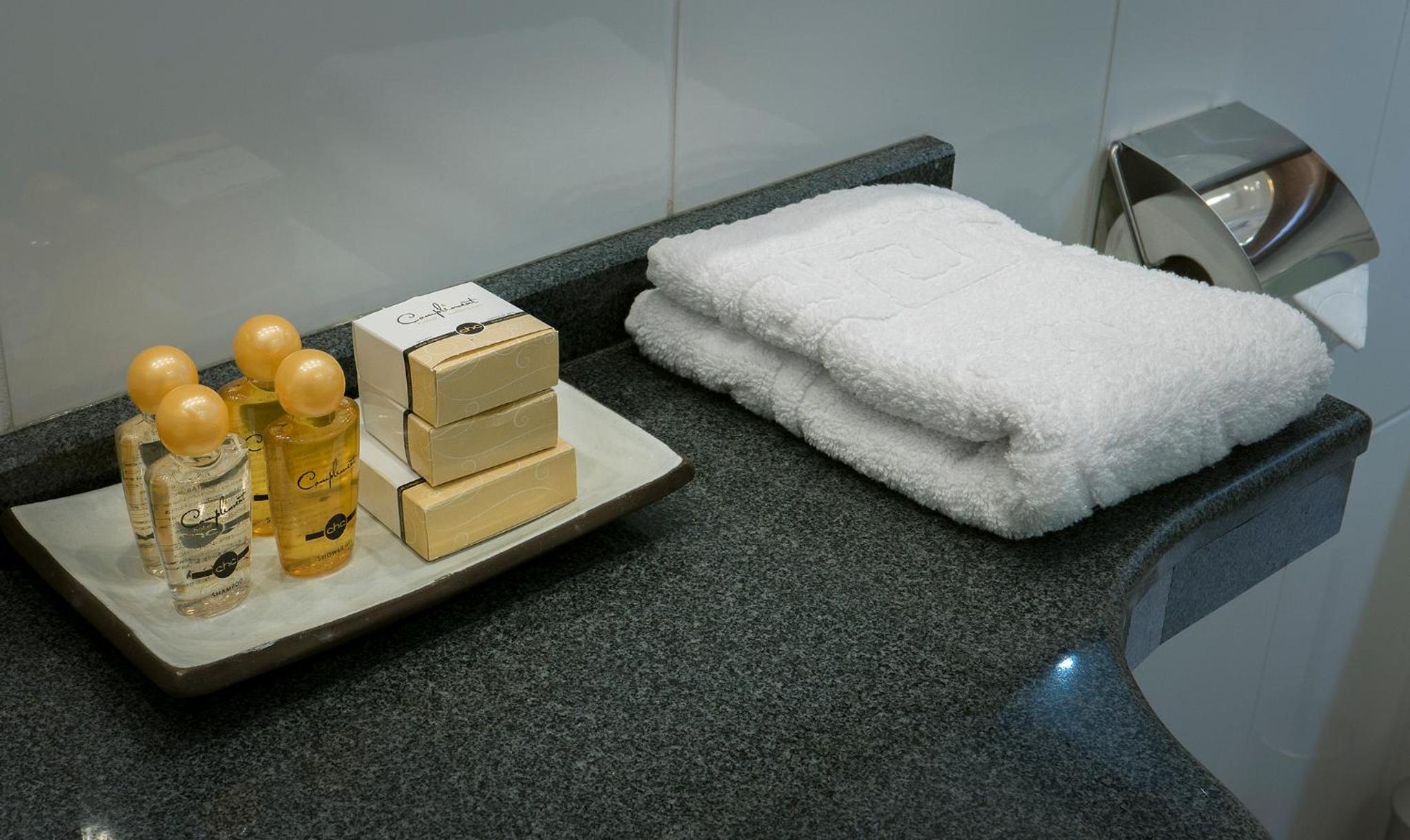 One-Bedroom Apartment with Balcony - Photo 12