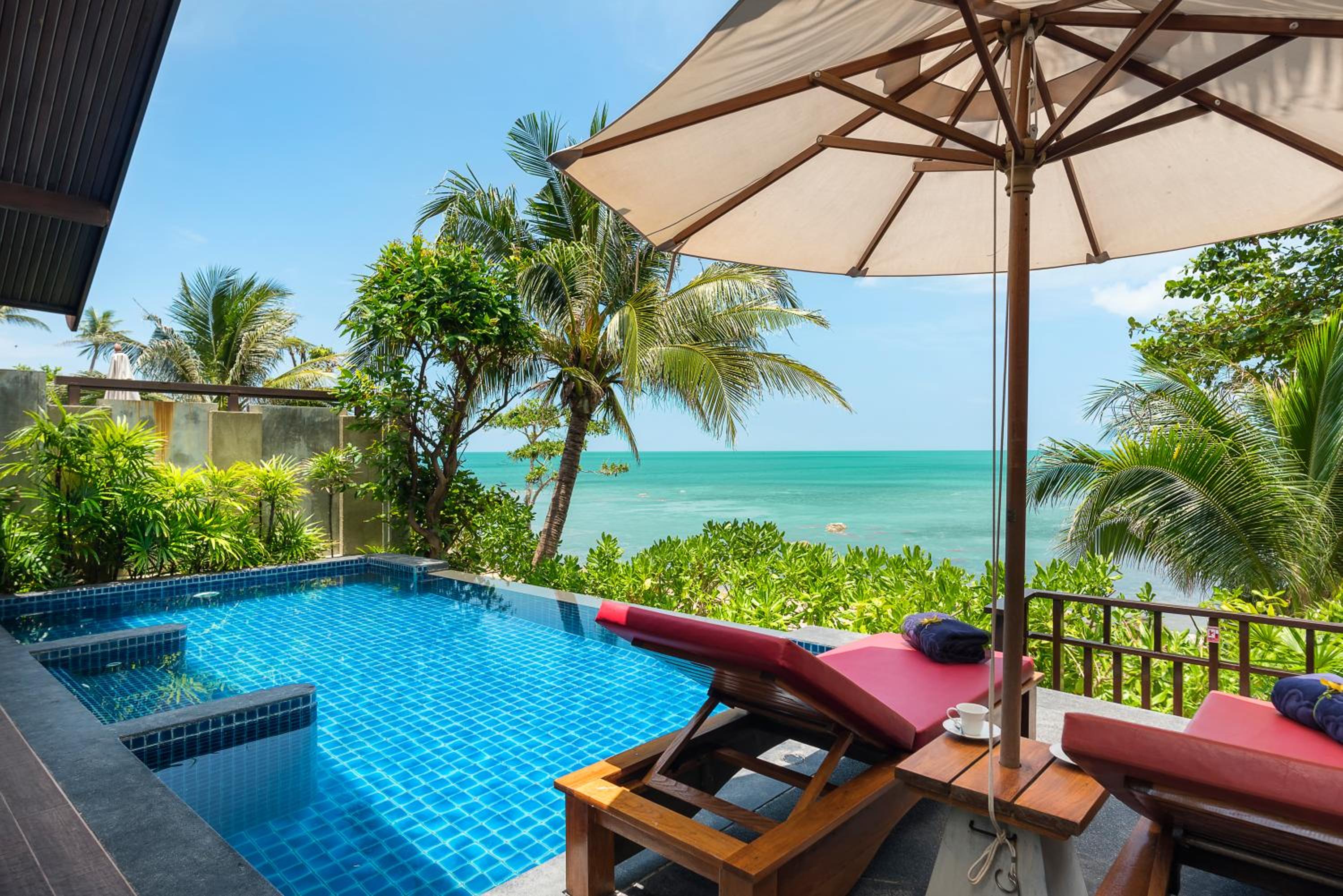 Pool Villa Beachfront Seaview photo 2
