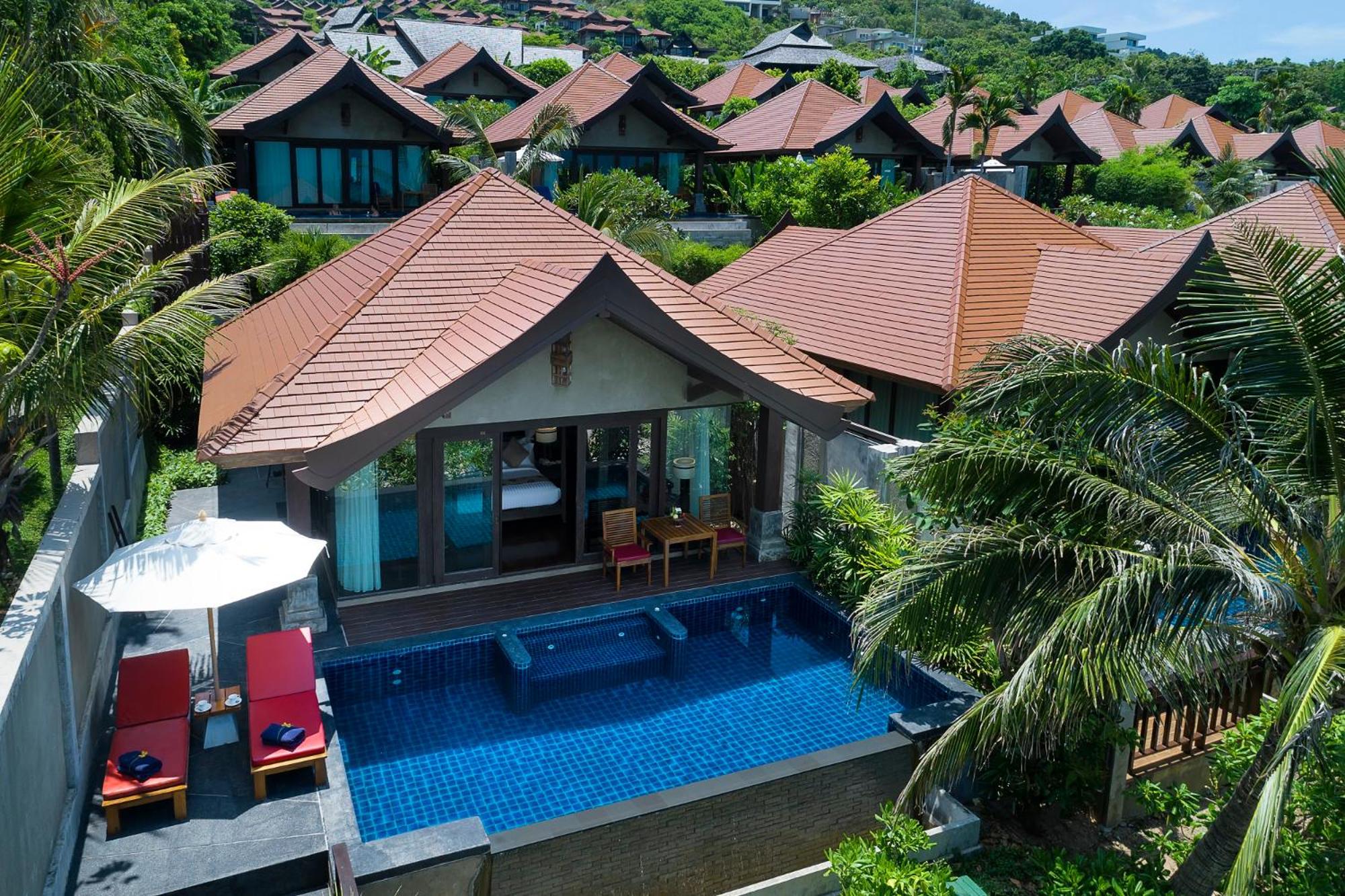 Pool Villa Beachfront Seaview photo 3