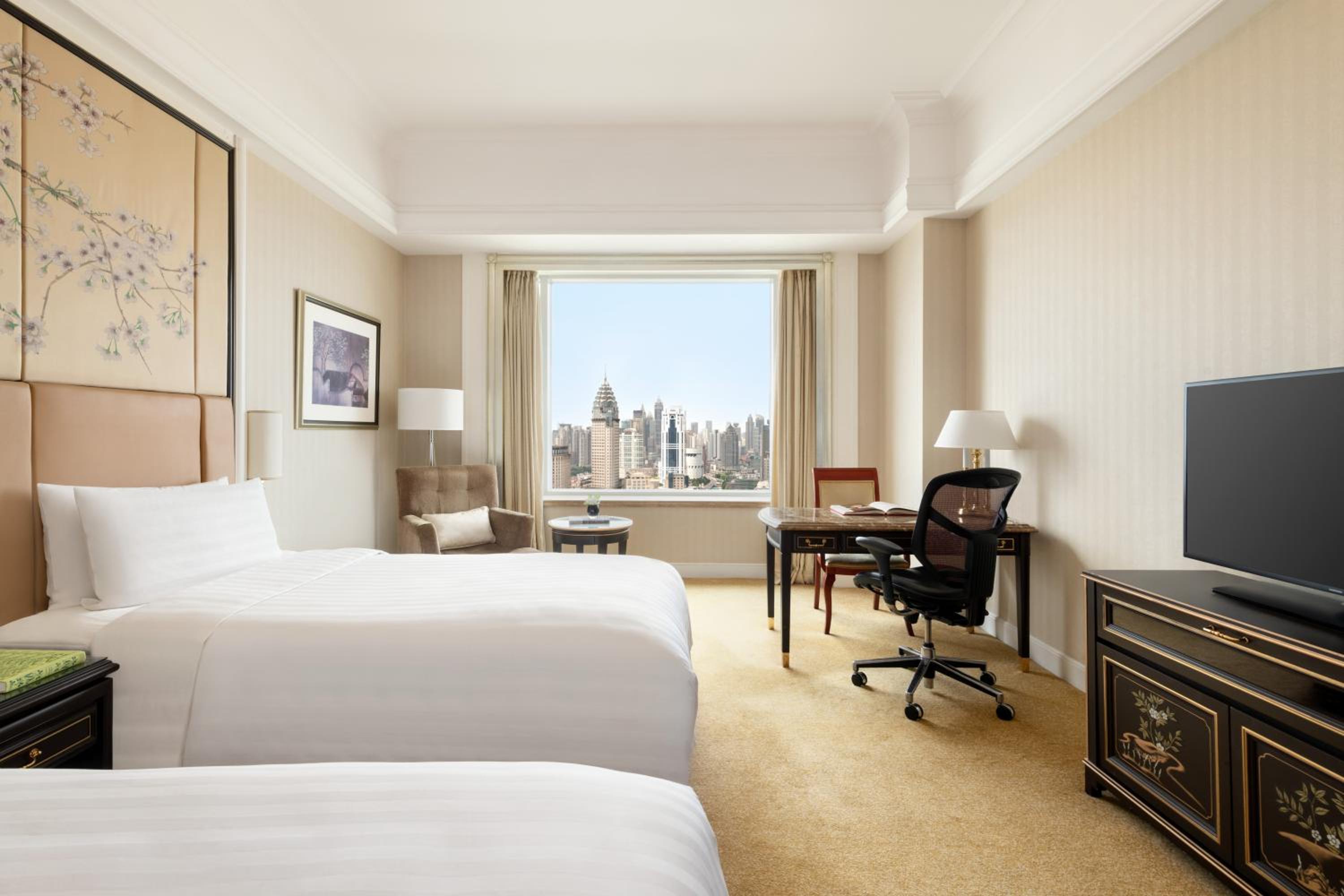 Horizon Club Bund Twin Room