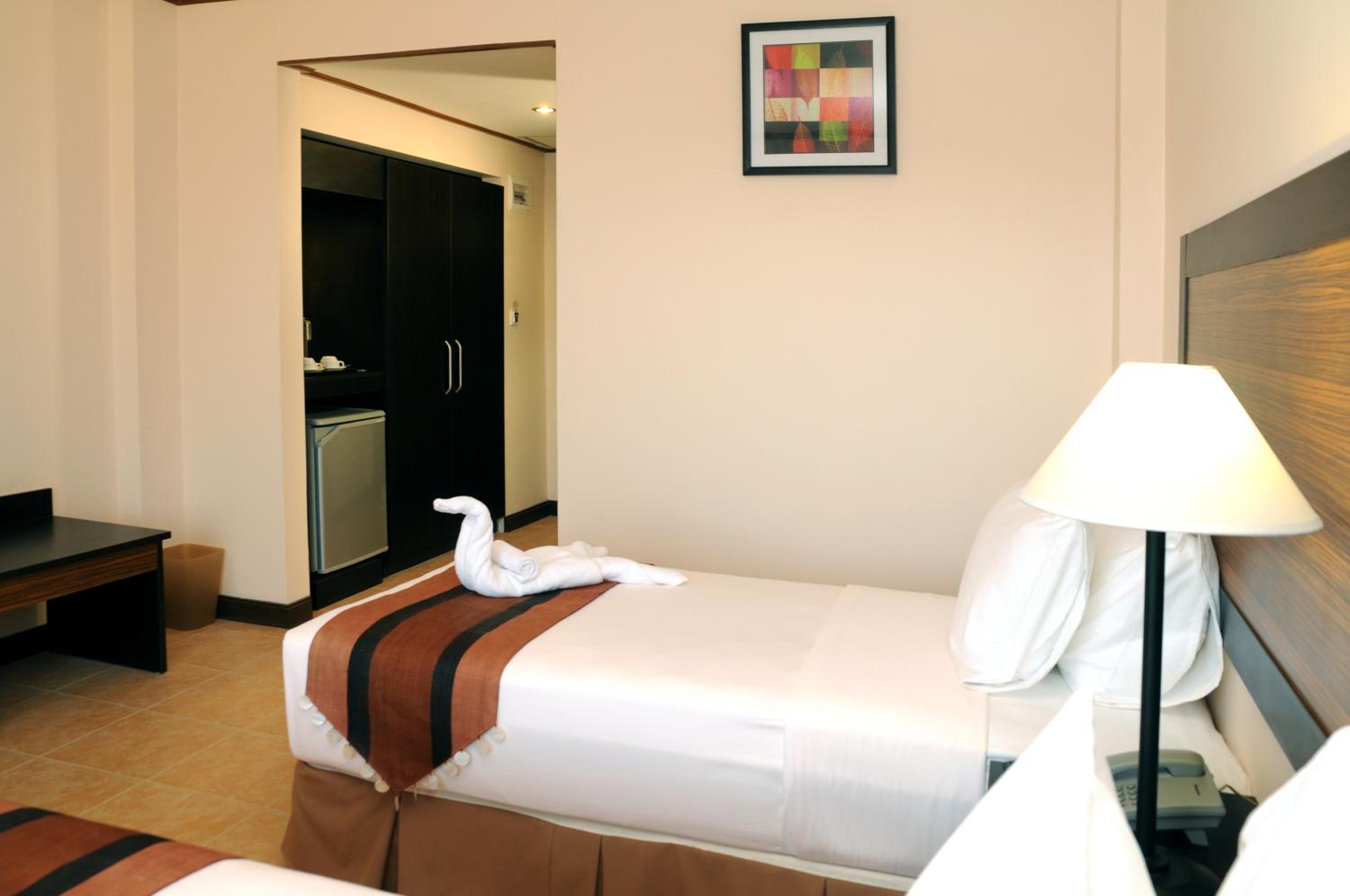 Deluxe Double or Twin Room photo 2