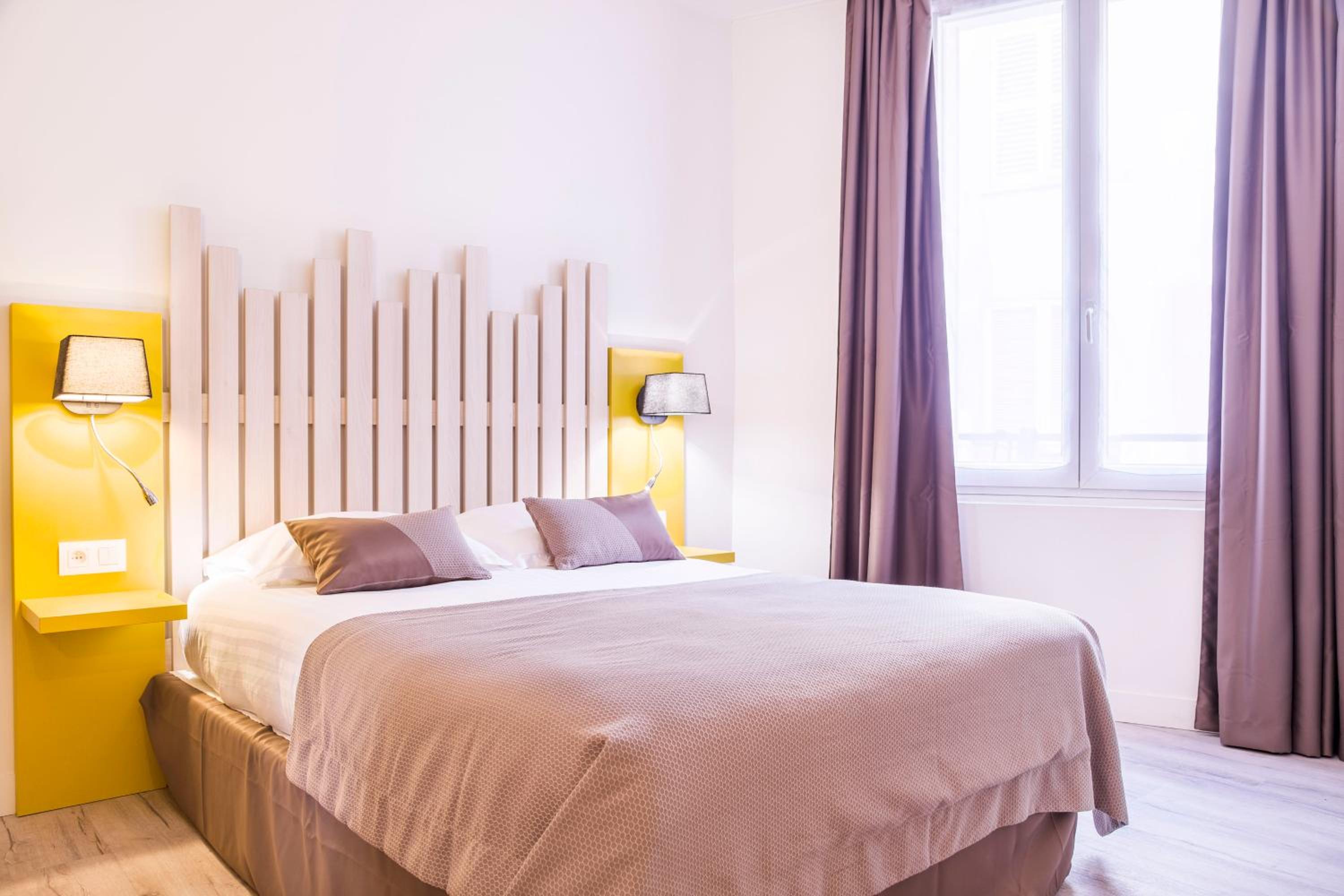 Double Room - Photo 7