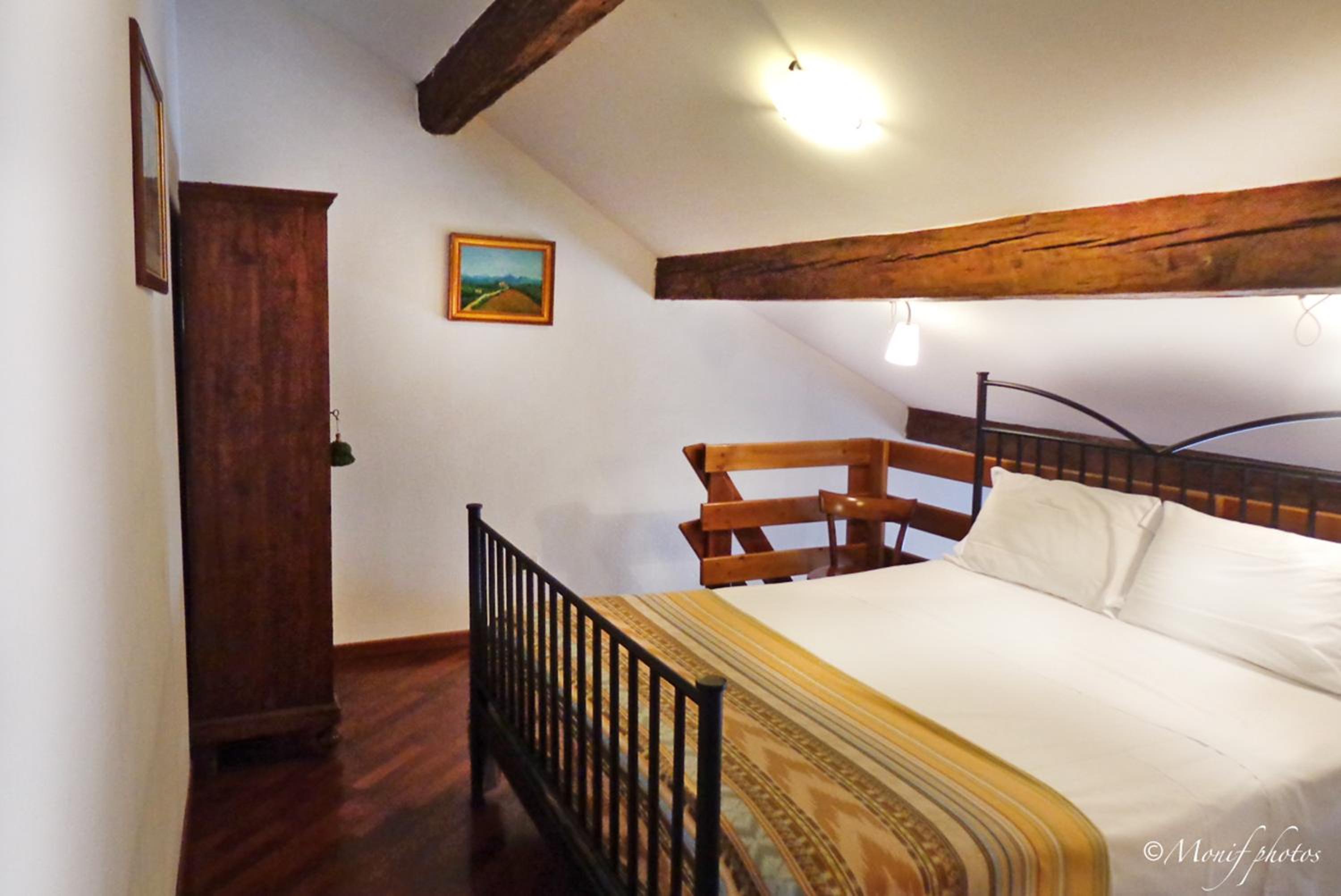 One-Bedroom Apartment (4 Adults) - Photo 15