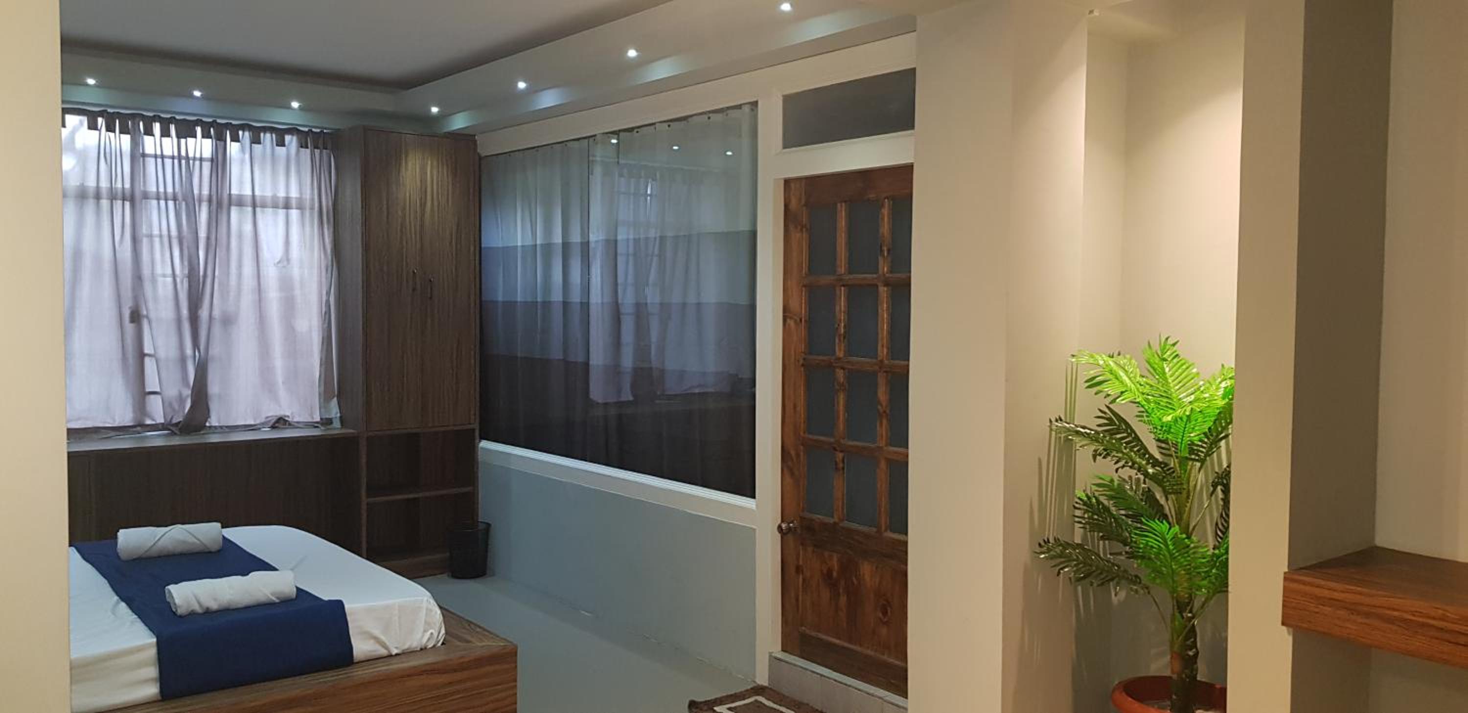 Deluxe Family Suite photo 3
