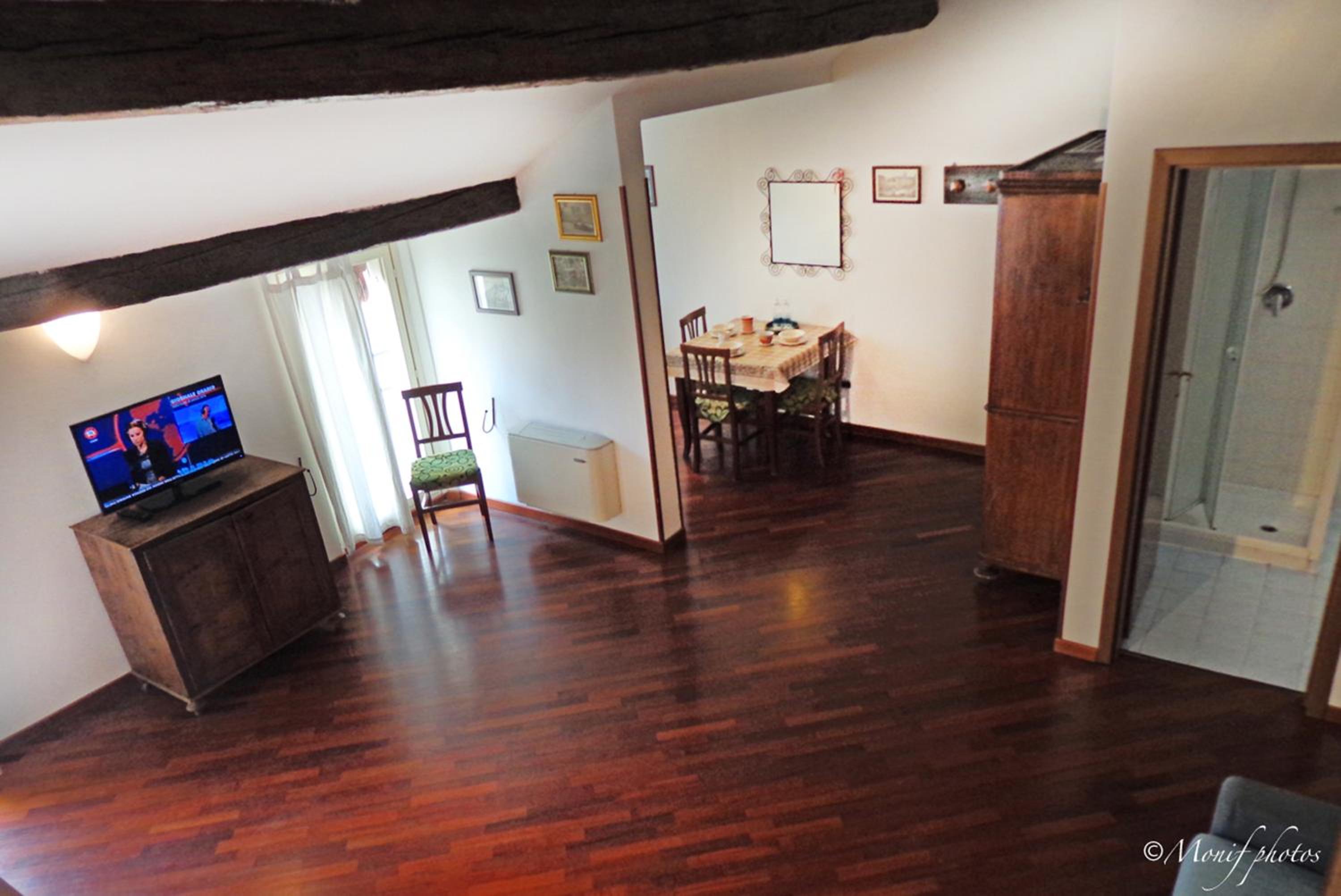 One-Bedroom Apartment (4 Adults) - Photo 16