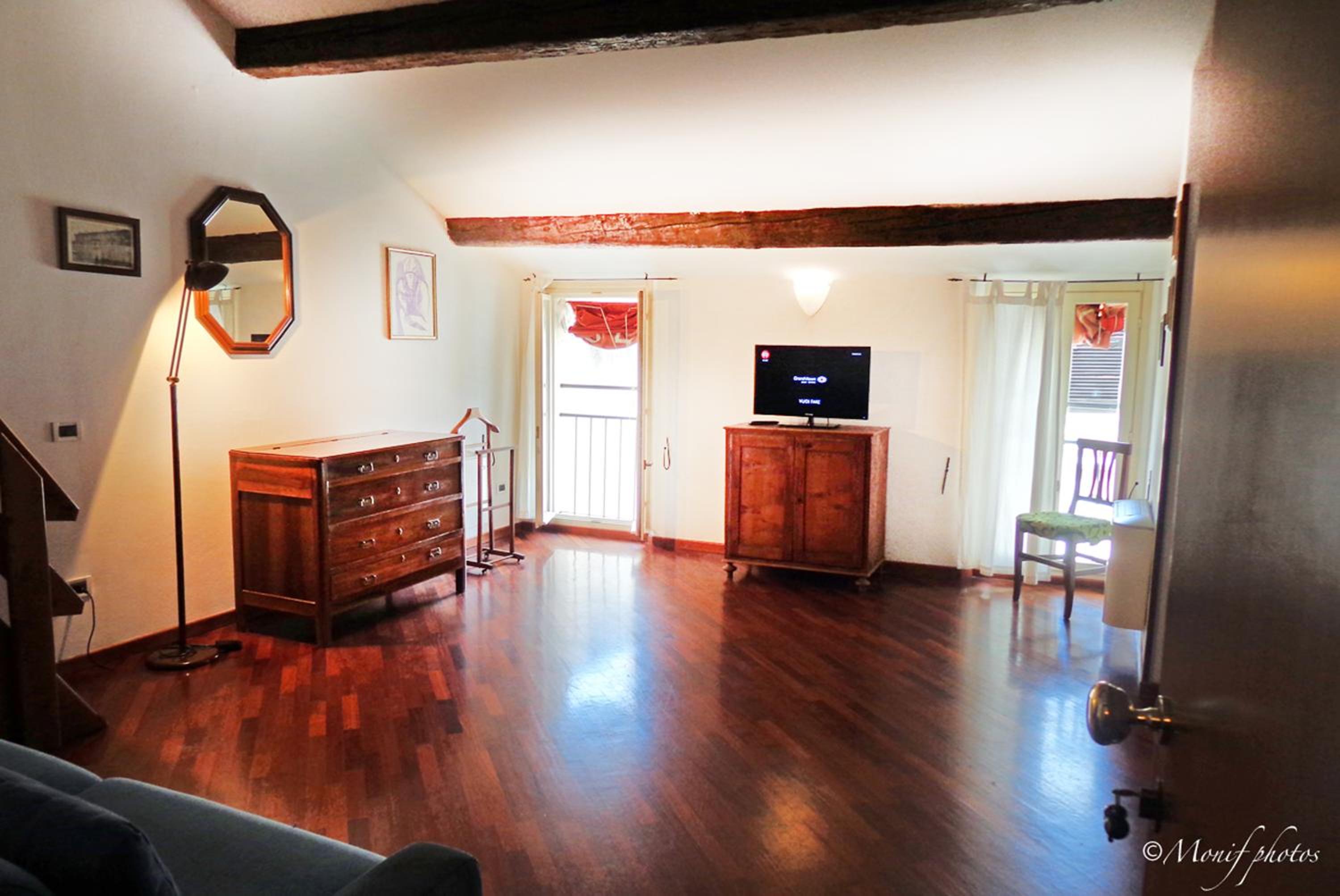One-Bedroom Apartment (4 Adults) - Photo 18