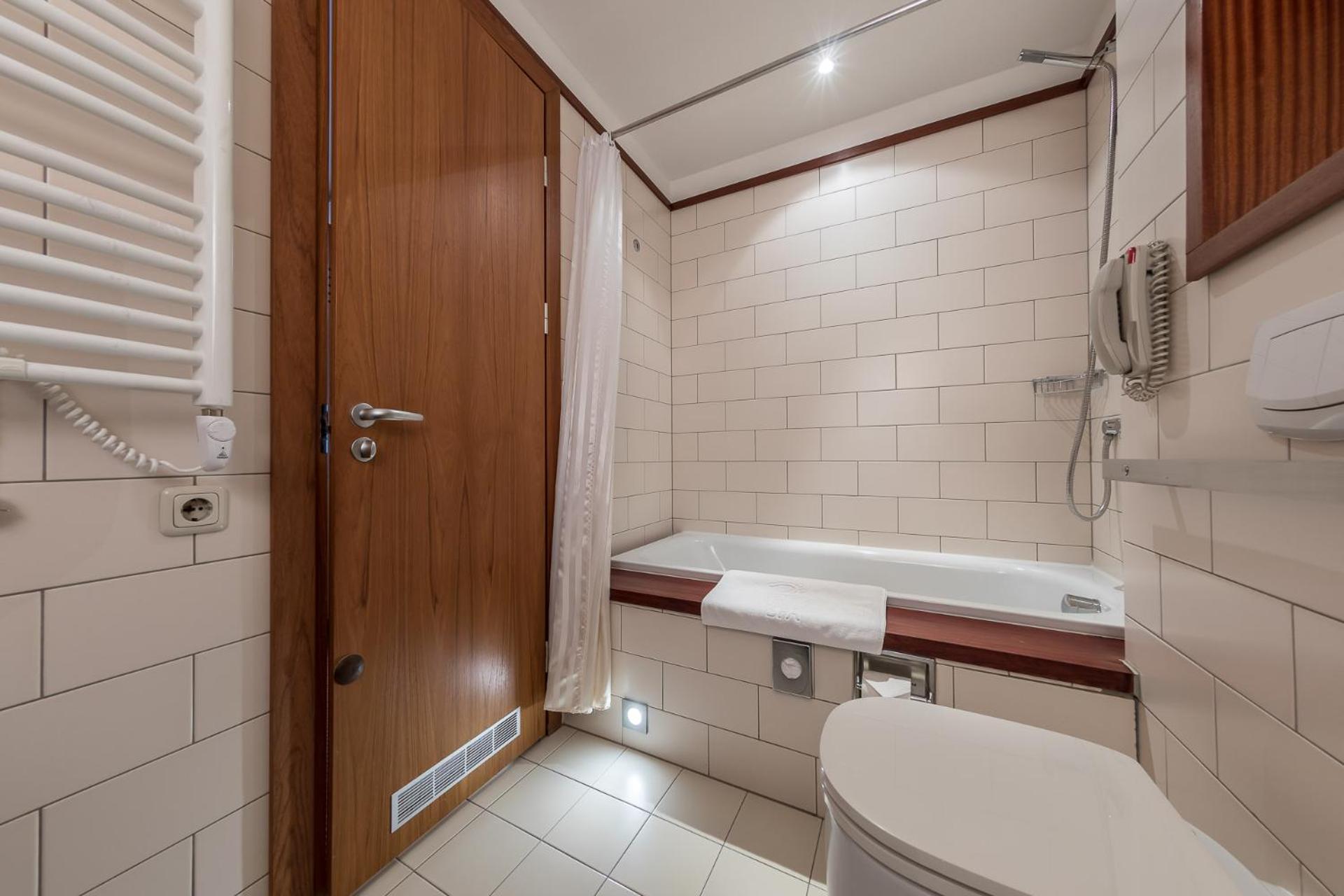 Superior Double Room with Spa Access - Building Luxury - Photo 4
