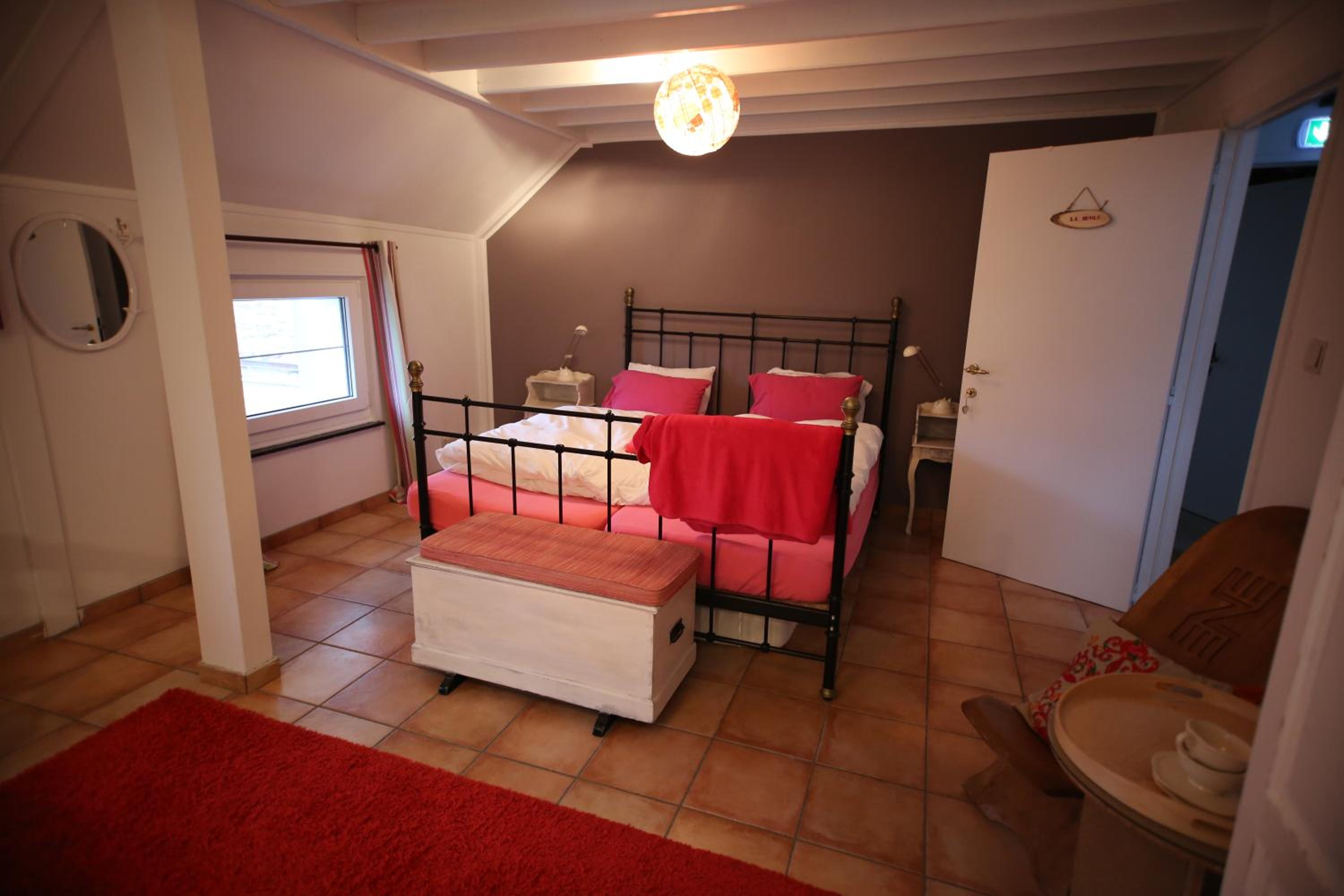 Double Room with Pool View - Photo 1
