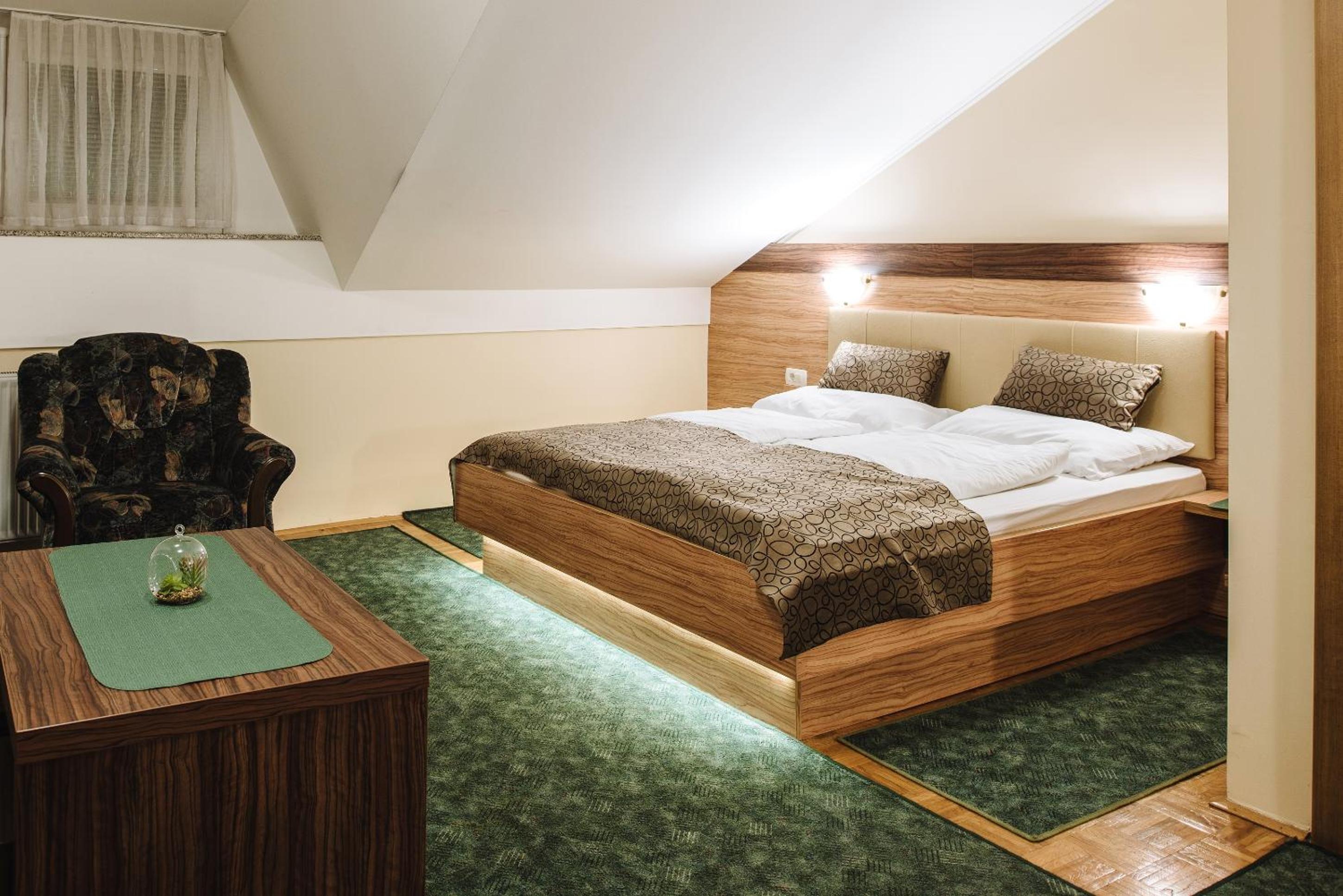 Triple Room photo 2