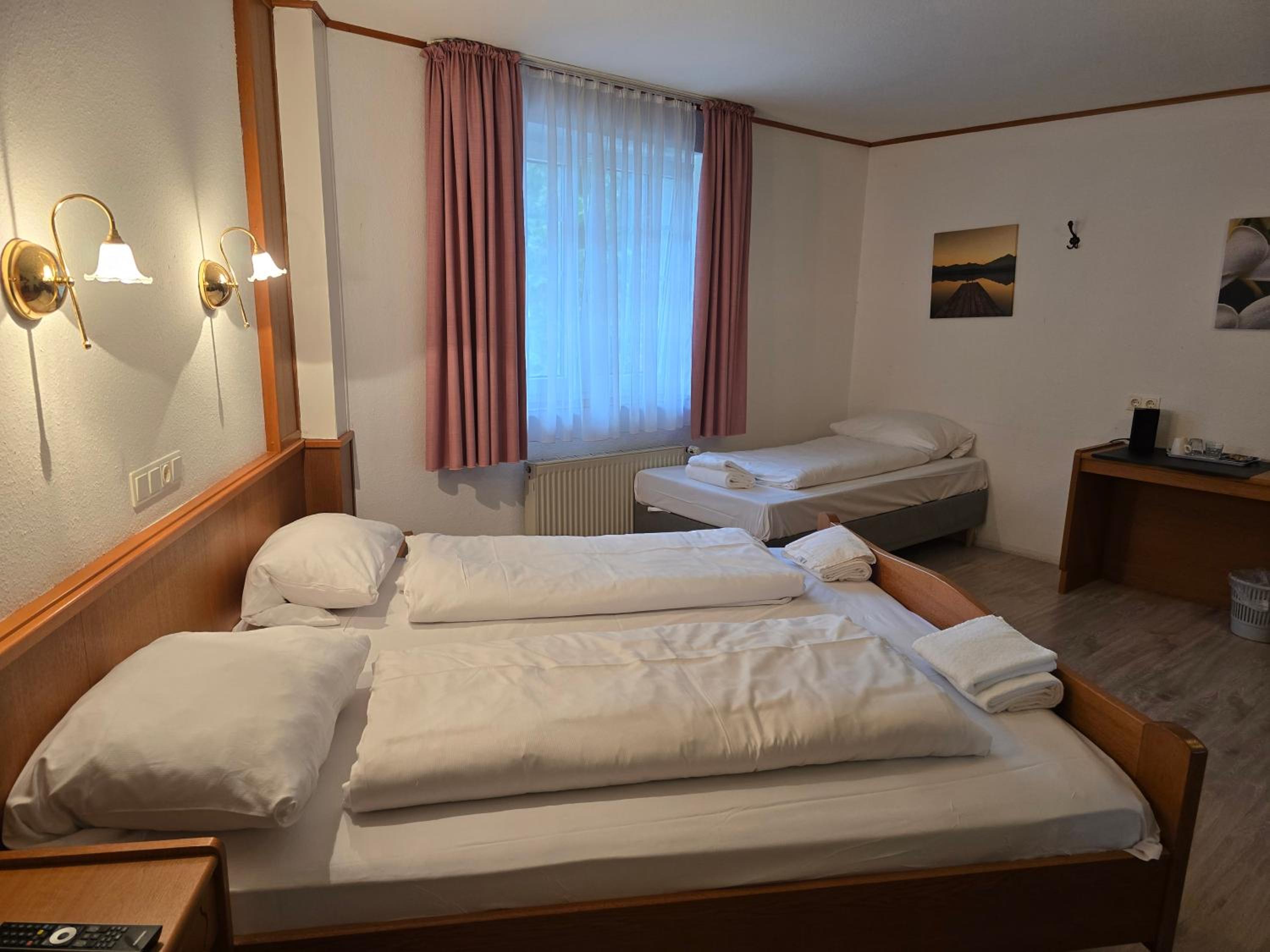 Triple Room with Bathroom