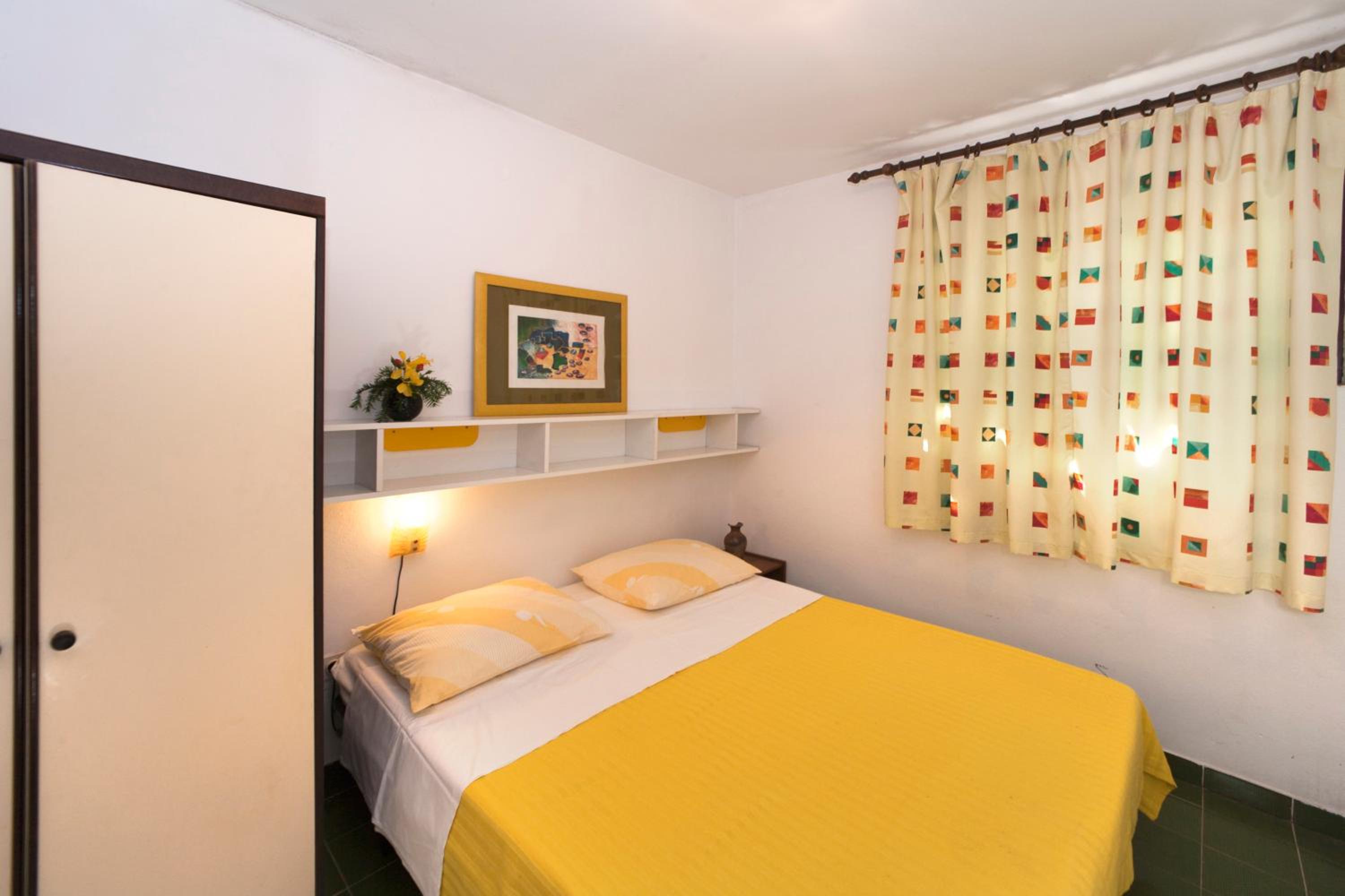 One-Bedroom Apartment (2 Adults)