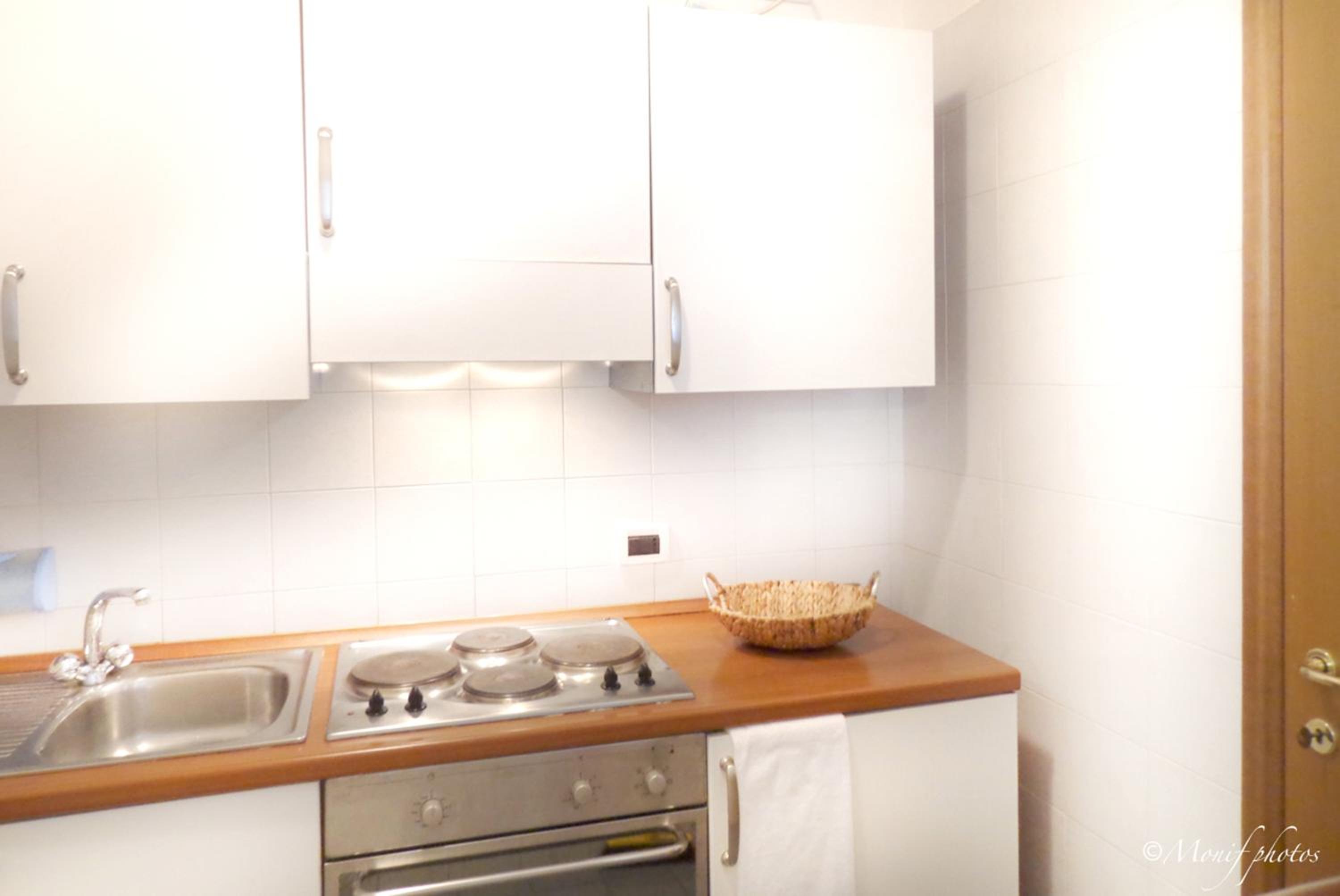 One-Bedroom Apartment (3 Adults) - Photo 19