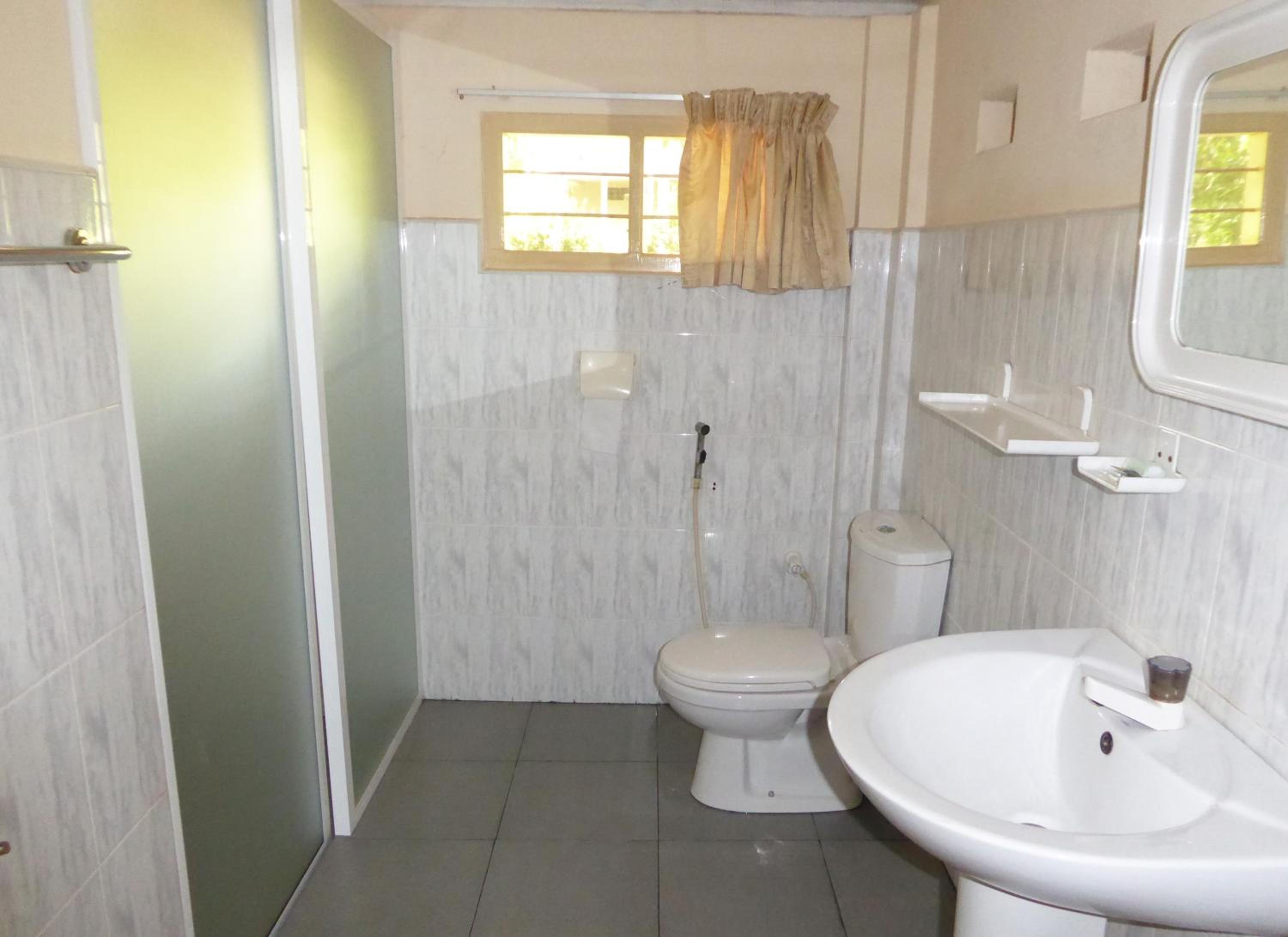 Budget Double Room photo 3
