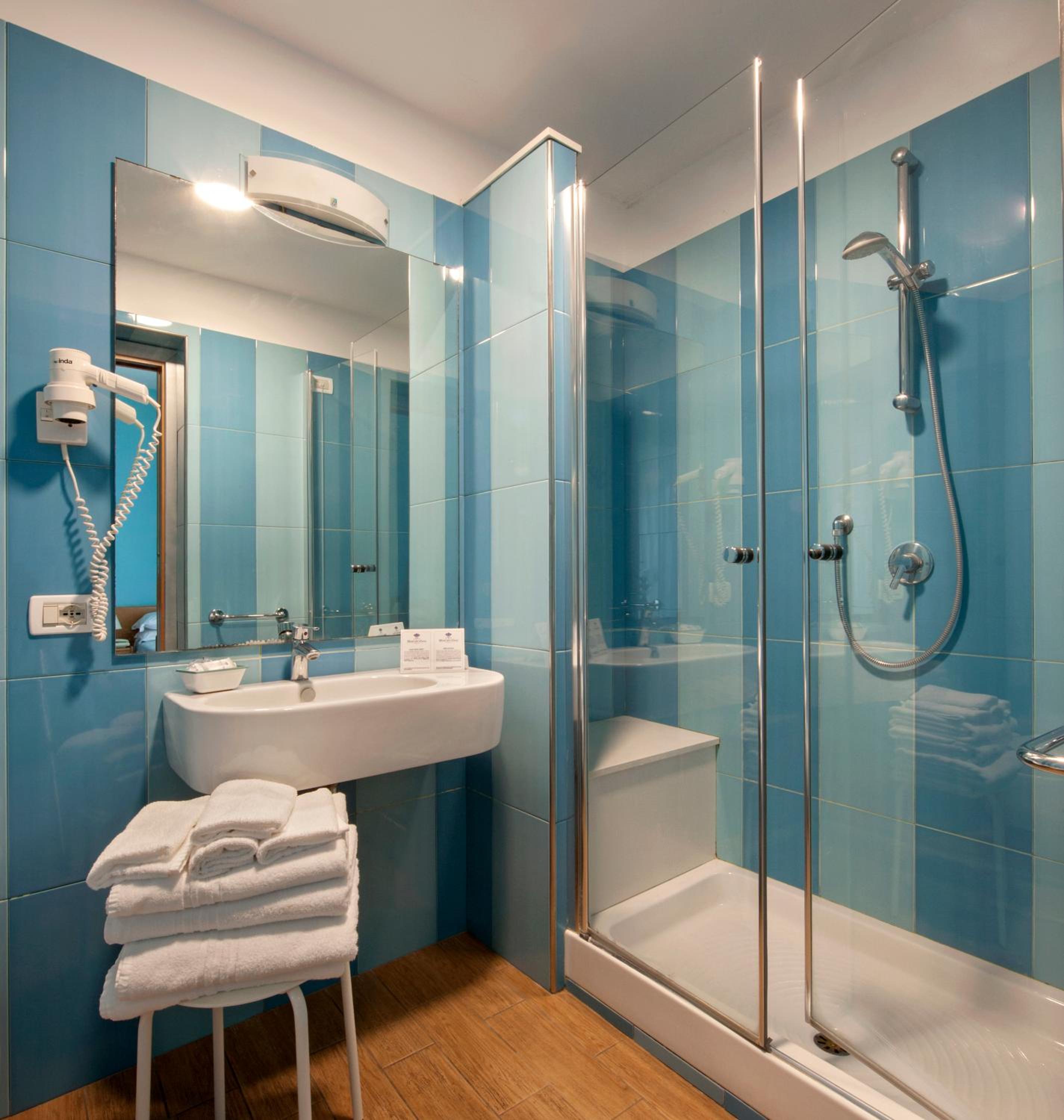 Triple Room - Photo 5