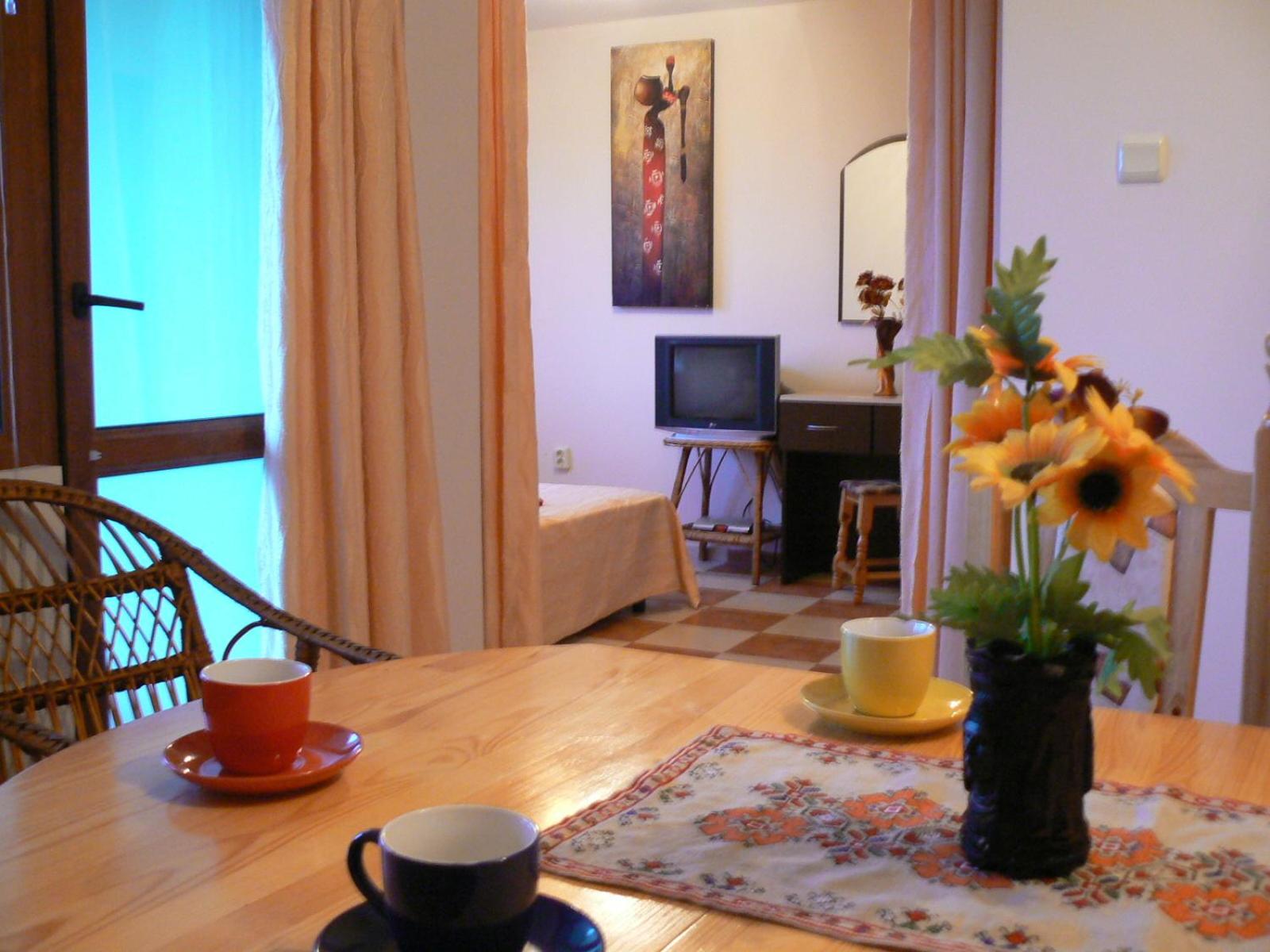 Two-Bedroom Apartment photo 2