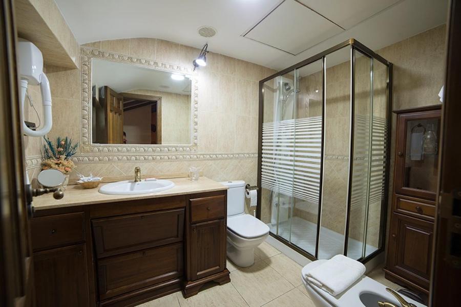 Deluxe Family Suite photo 2