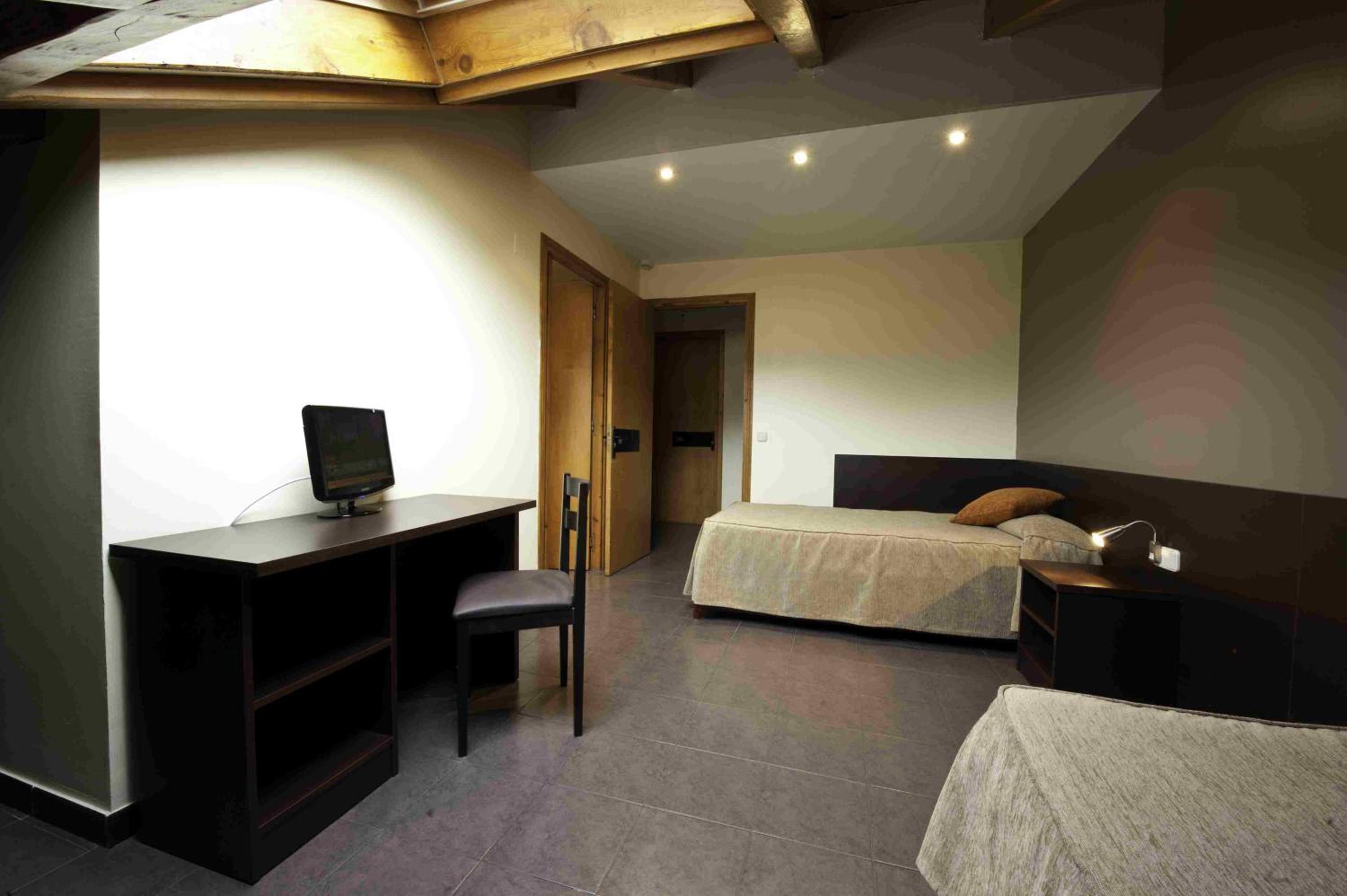 Double or Triple Room photo 2