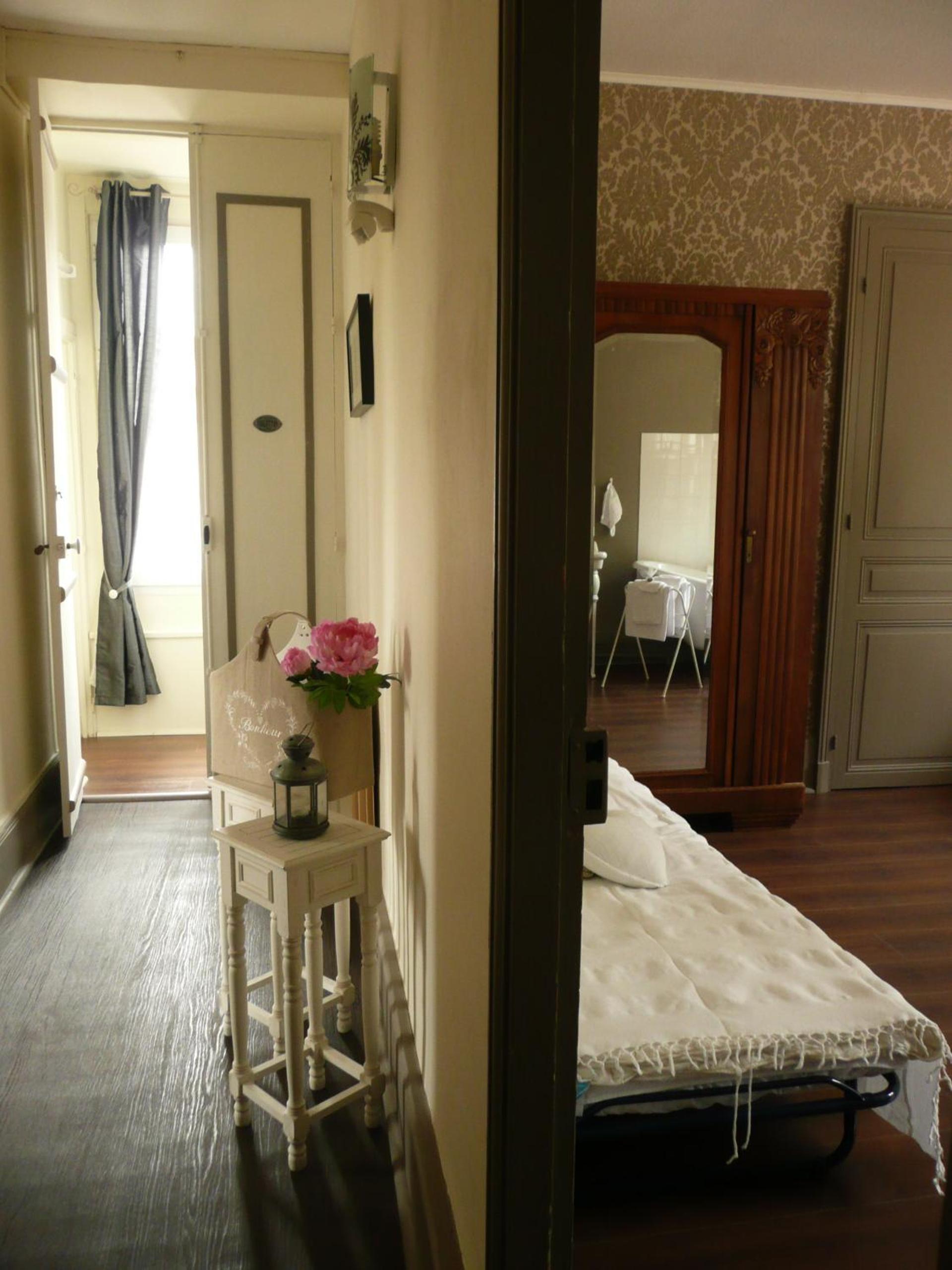 Double or Twin Room photo 2