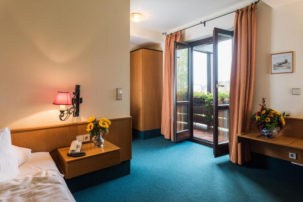 Single Room photo 2