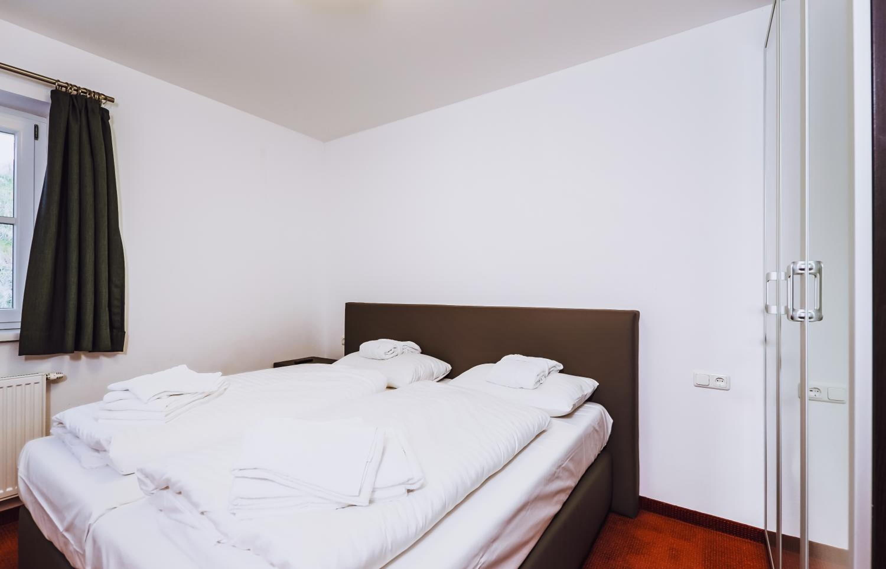 Deluxe Apartment photo 2
