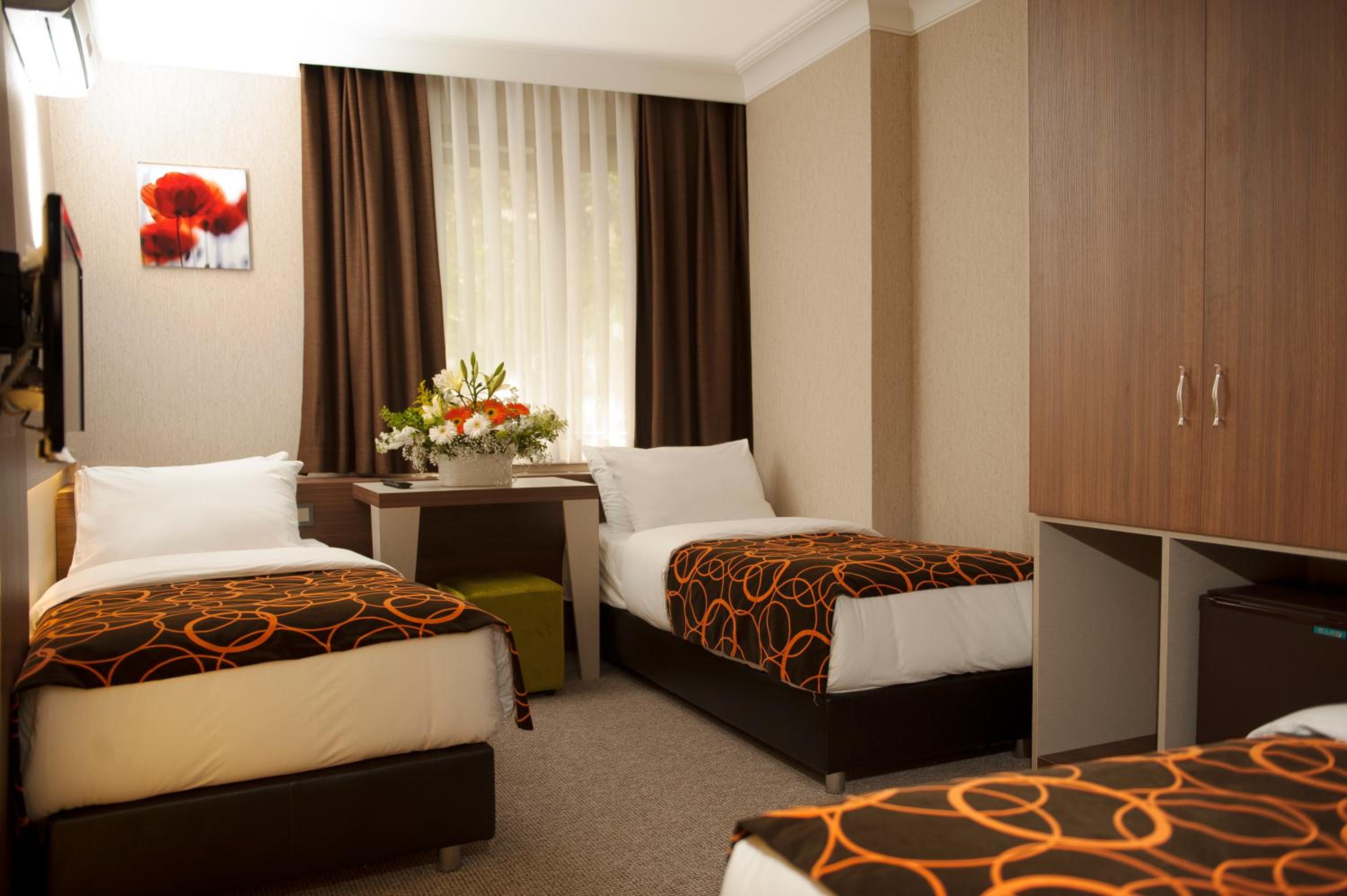 Standard Triple Room photo 1