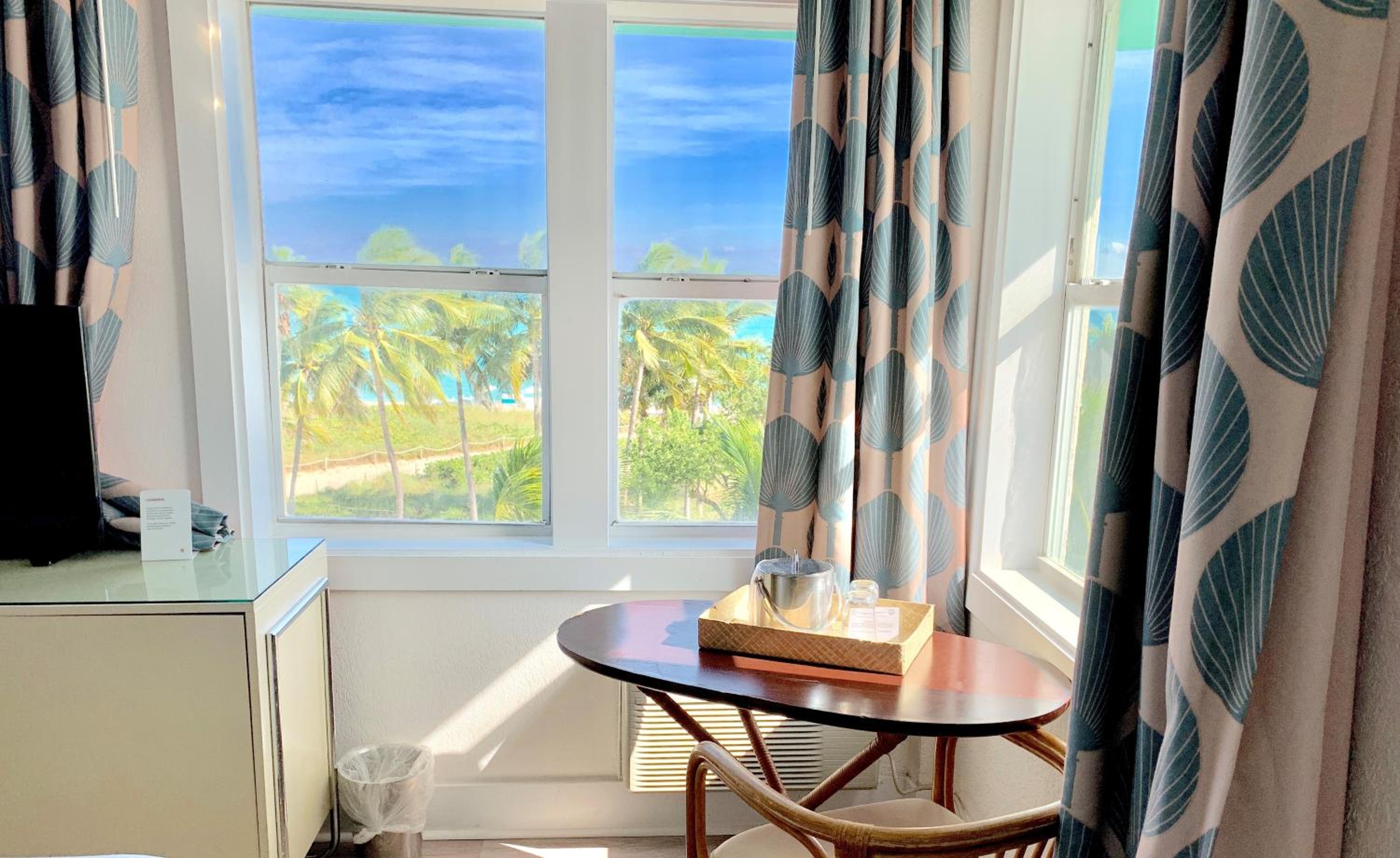 One King Bed Ocean Front - Photo 4