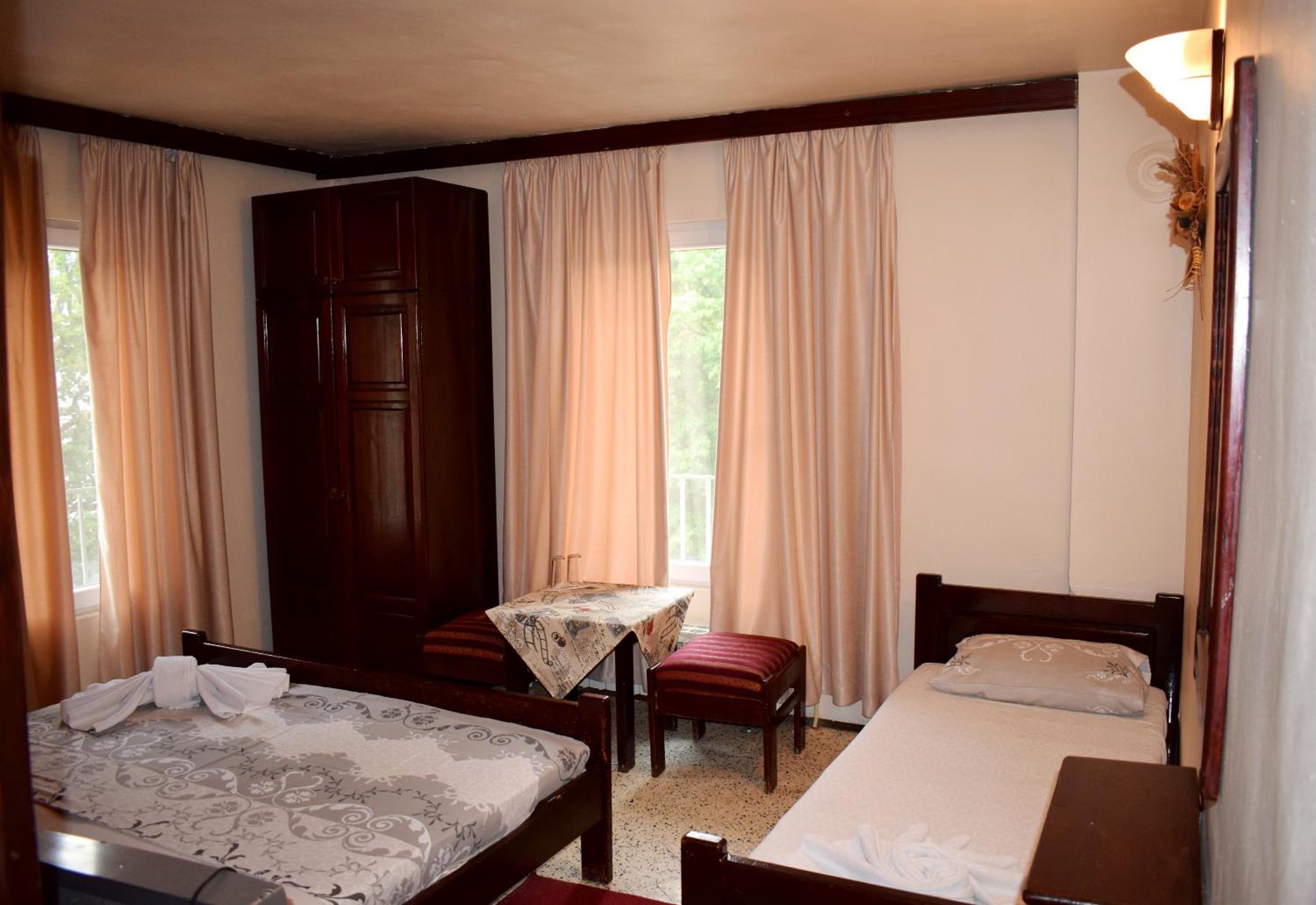 Triple Room with Bathroom