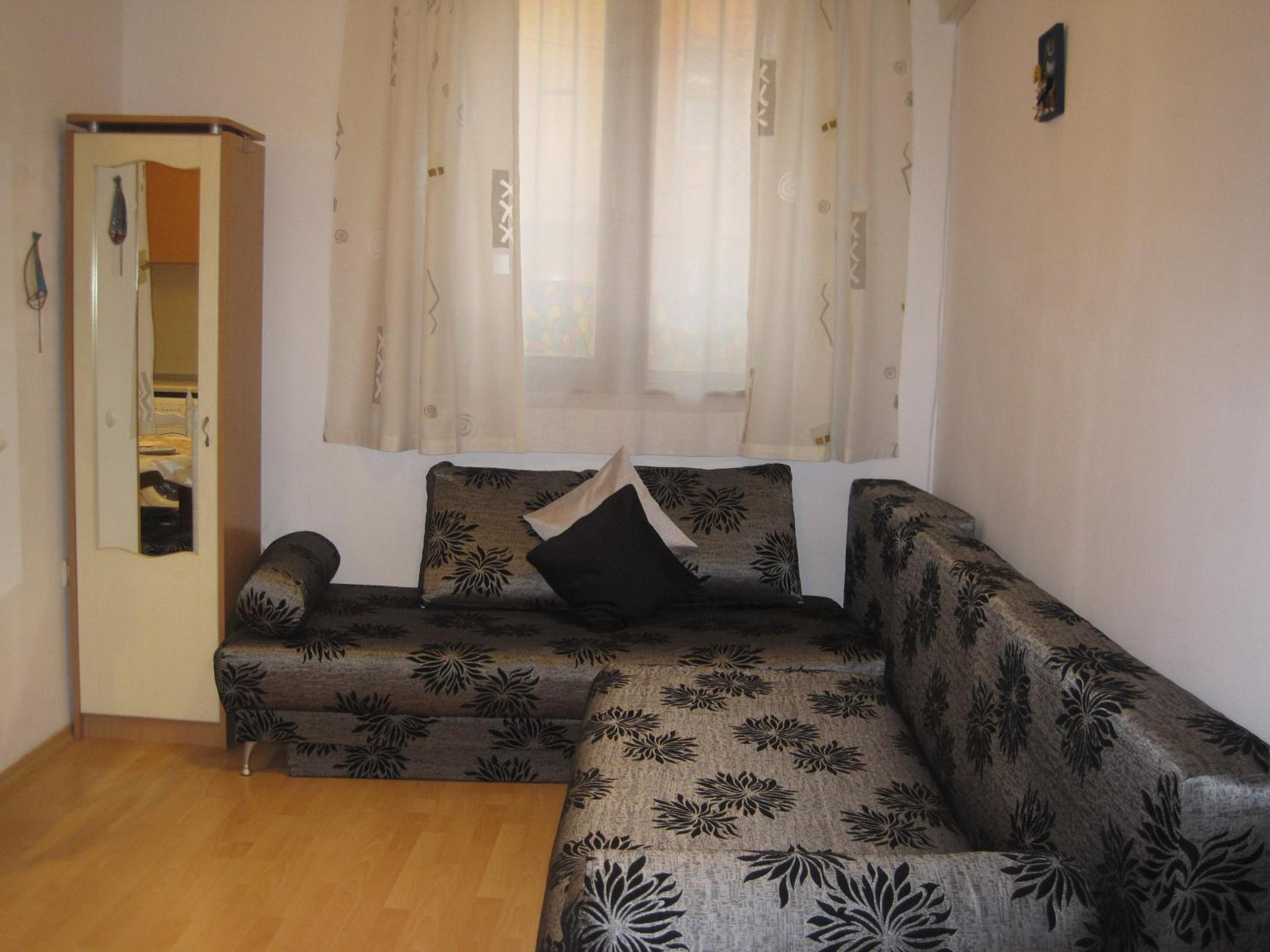 Apartment - Photo 11