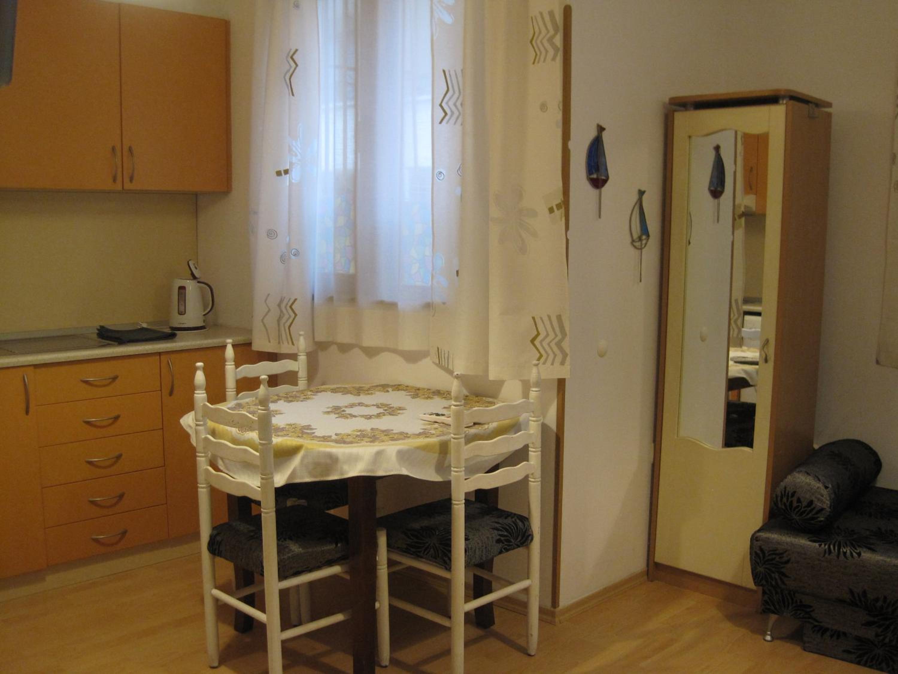 Apartment - Photo 13