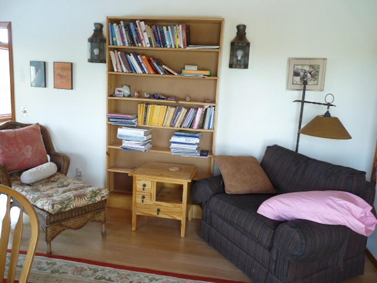 Two-Bedroom Apartment - Photo 40