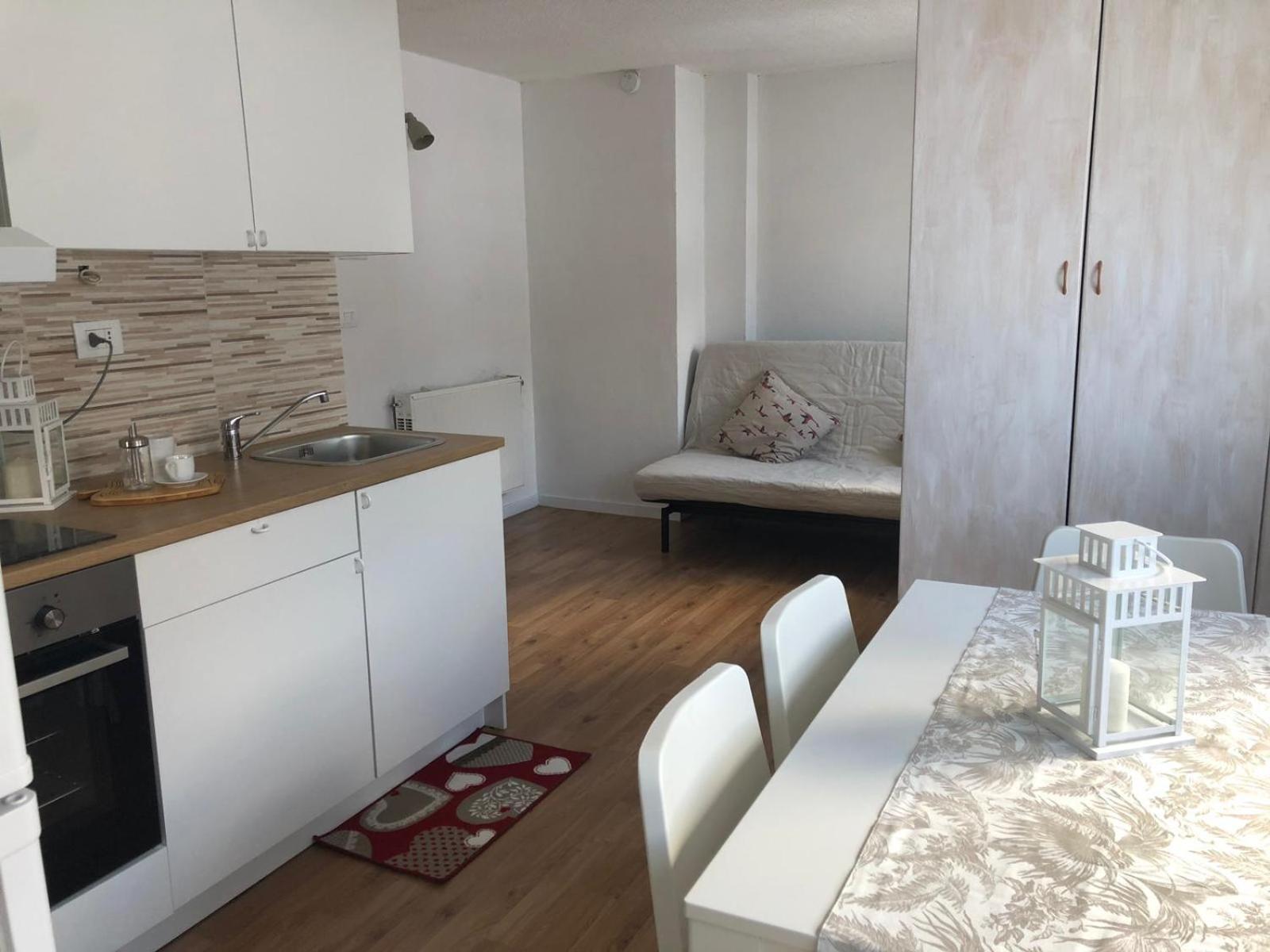 Apartment photo 3