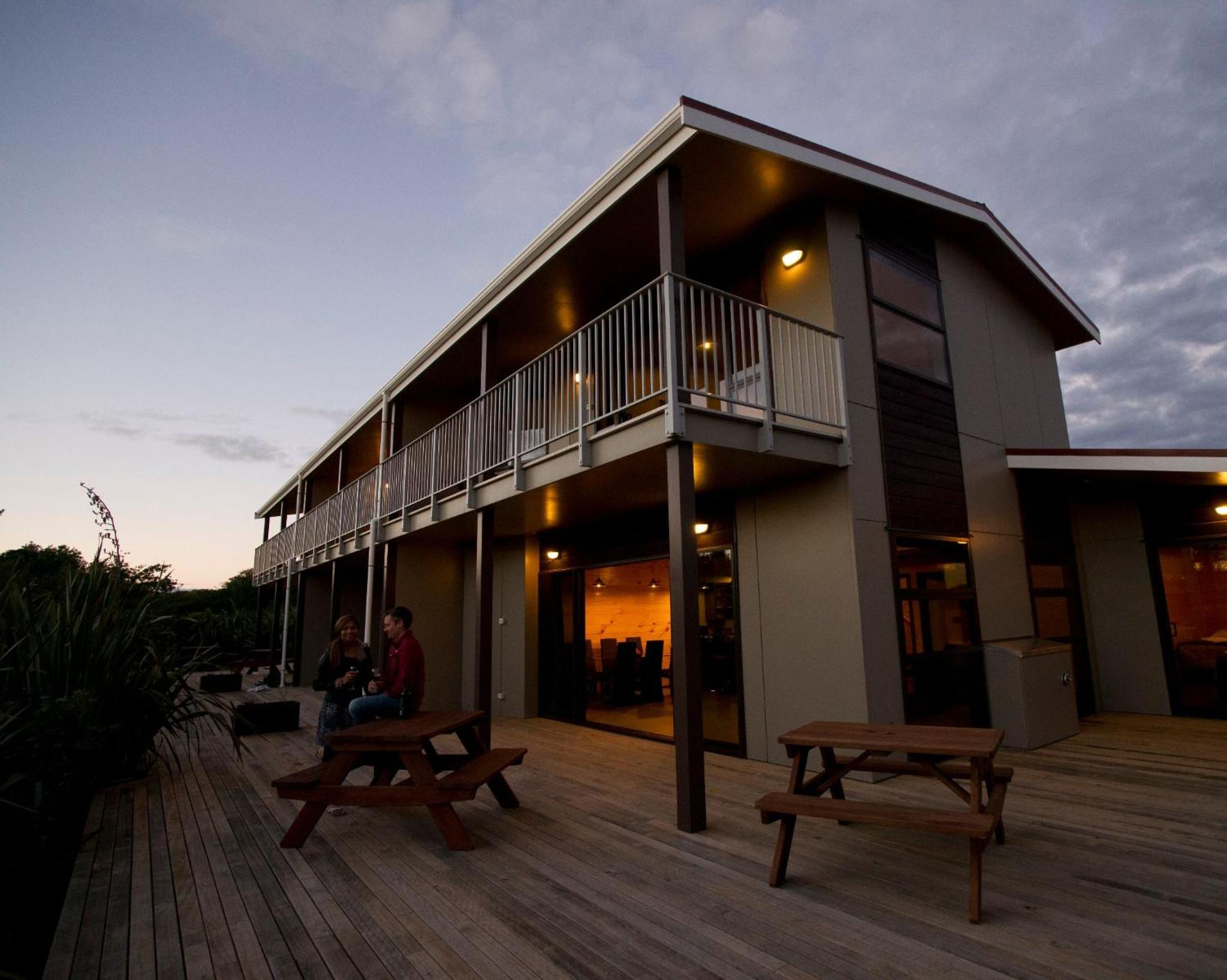 Three-Bedroom Apartment with Sea View photo 2
