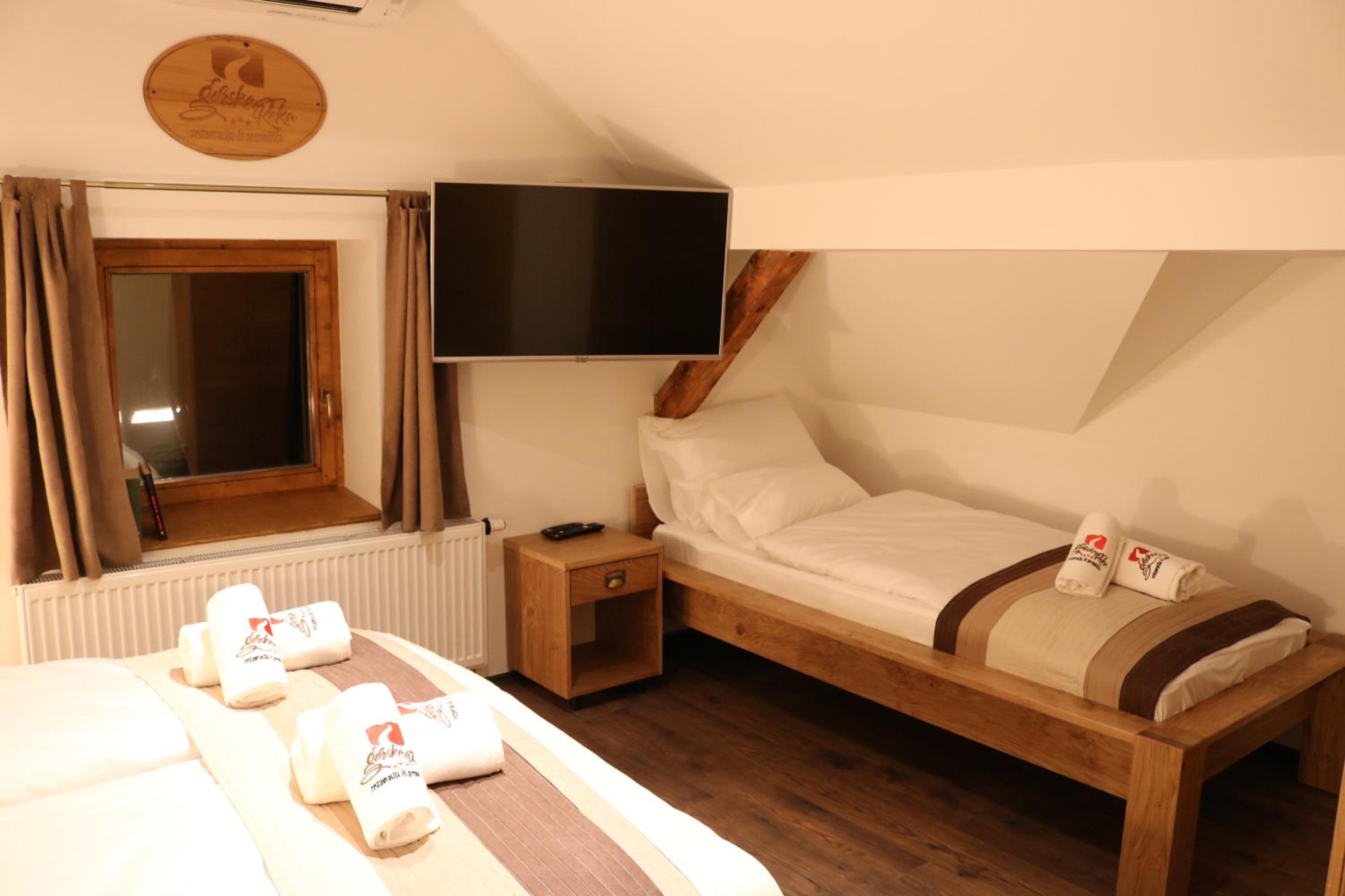 Superior Triple Room - Photo 2