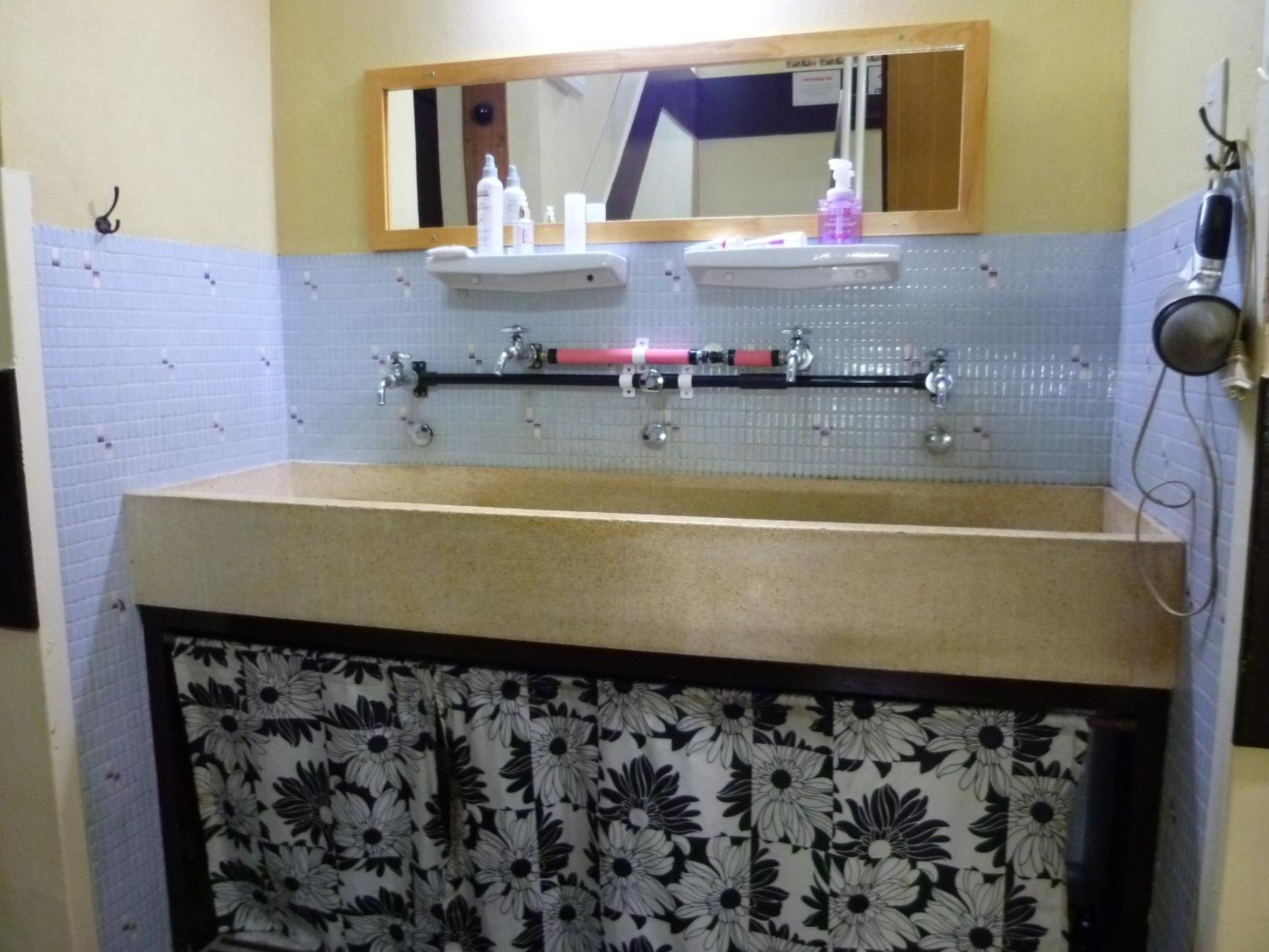 Japanese-Style Twin Room with Shared Bathroom photo 3