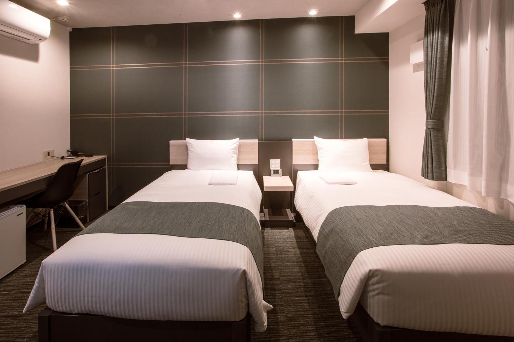 Standard Twin Room - Non-Smoking - Photo 11