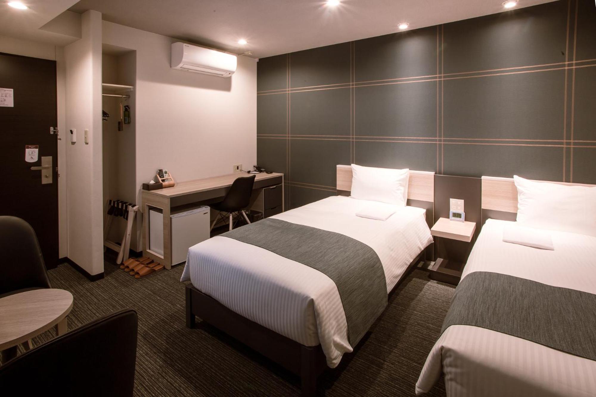 Standard Twin Room - Non-Smoking - Photo 13