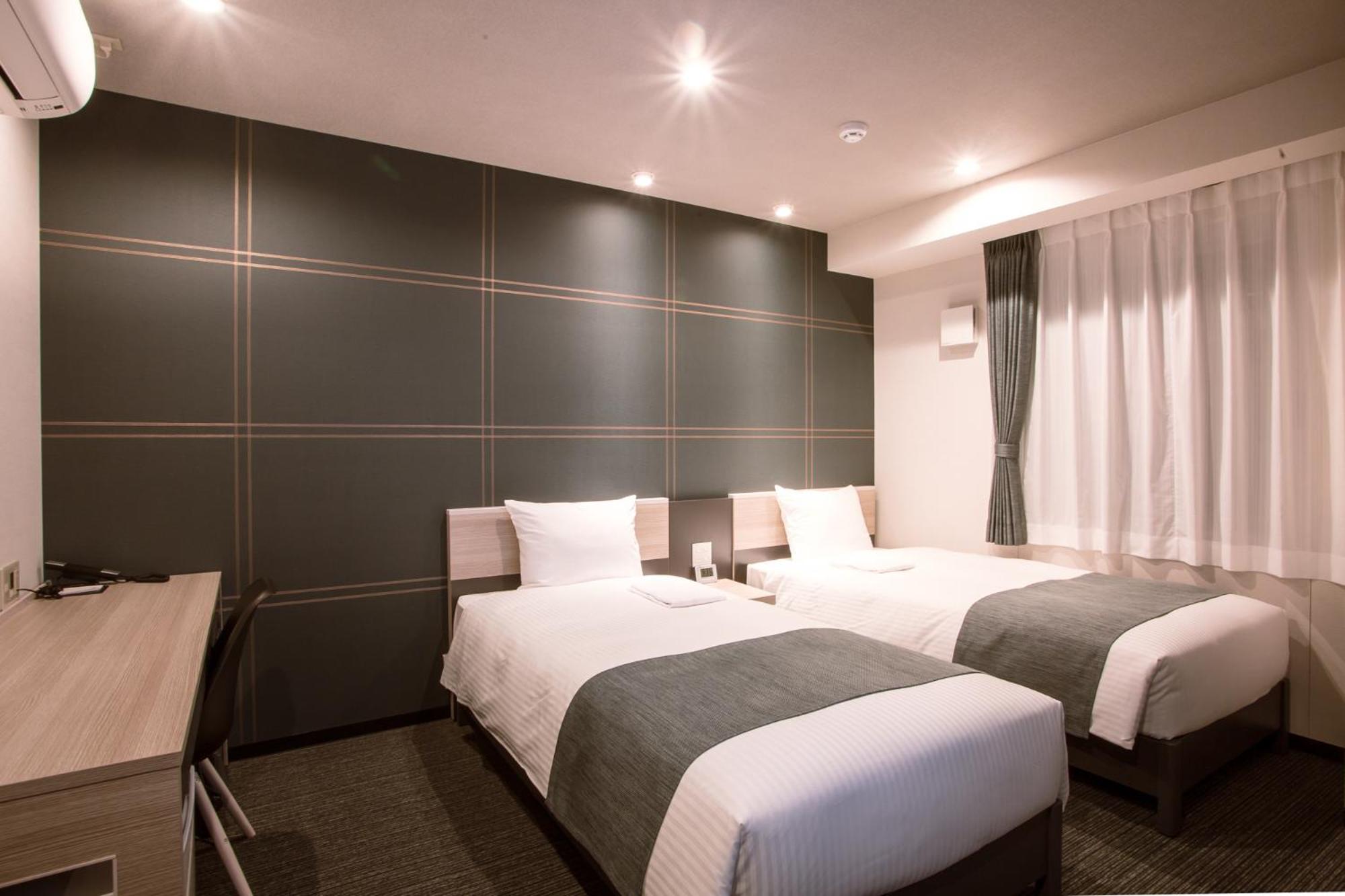 Standard Twin Room - Non-Smoking - Photo 1