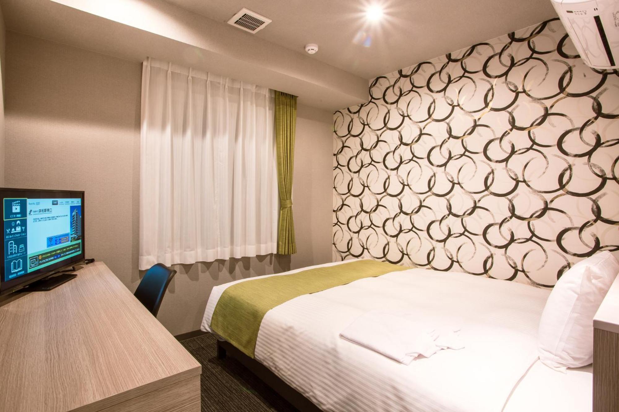 Double Room - Non-Smoking  - Photo 7