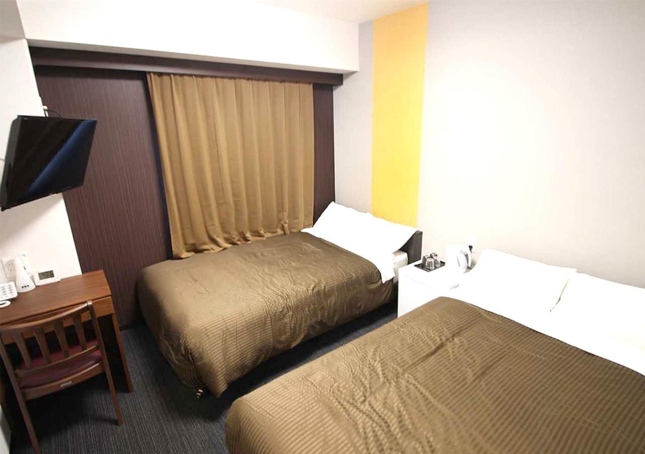 Twin Room - Non-Smoking - Photo 25