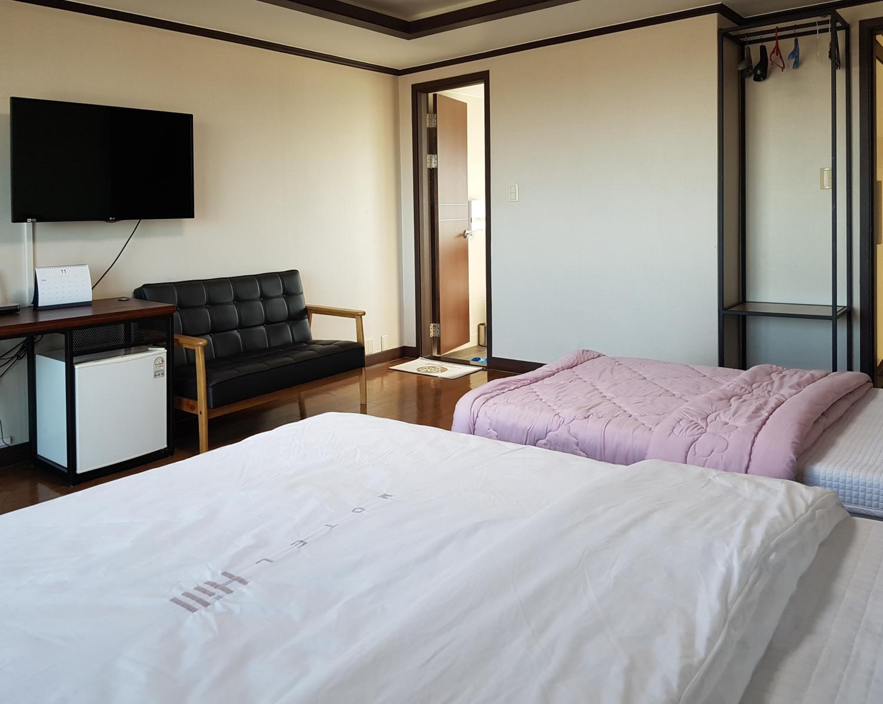 Deluxe Double Room - Photo 1