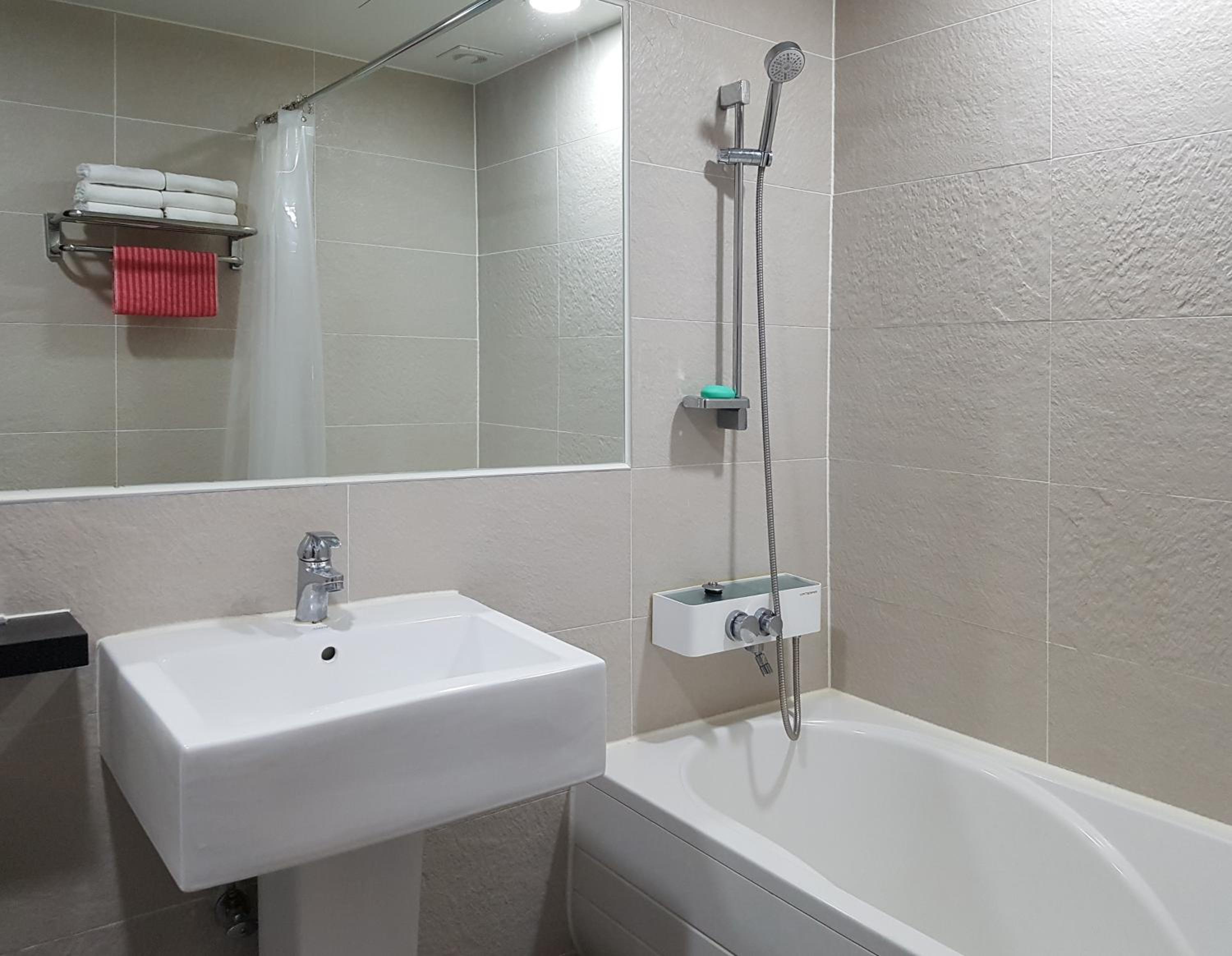 Standard Double Room - Photo 2