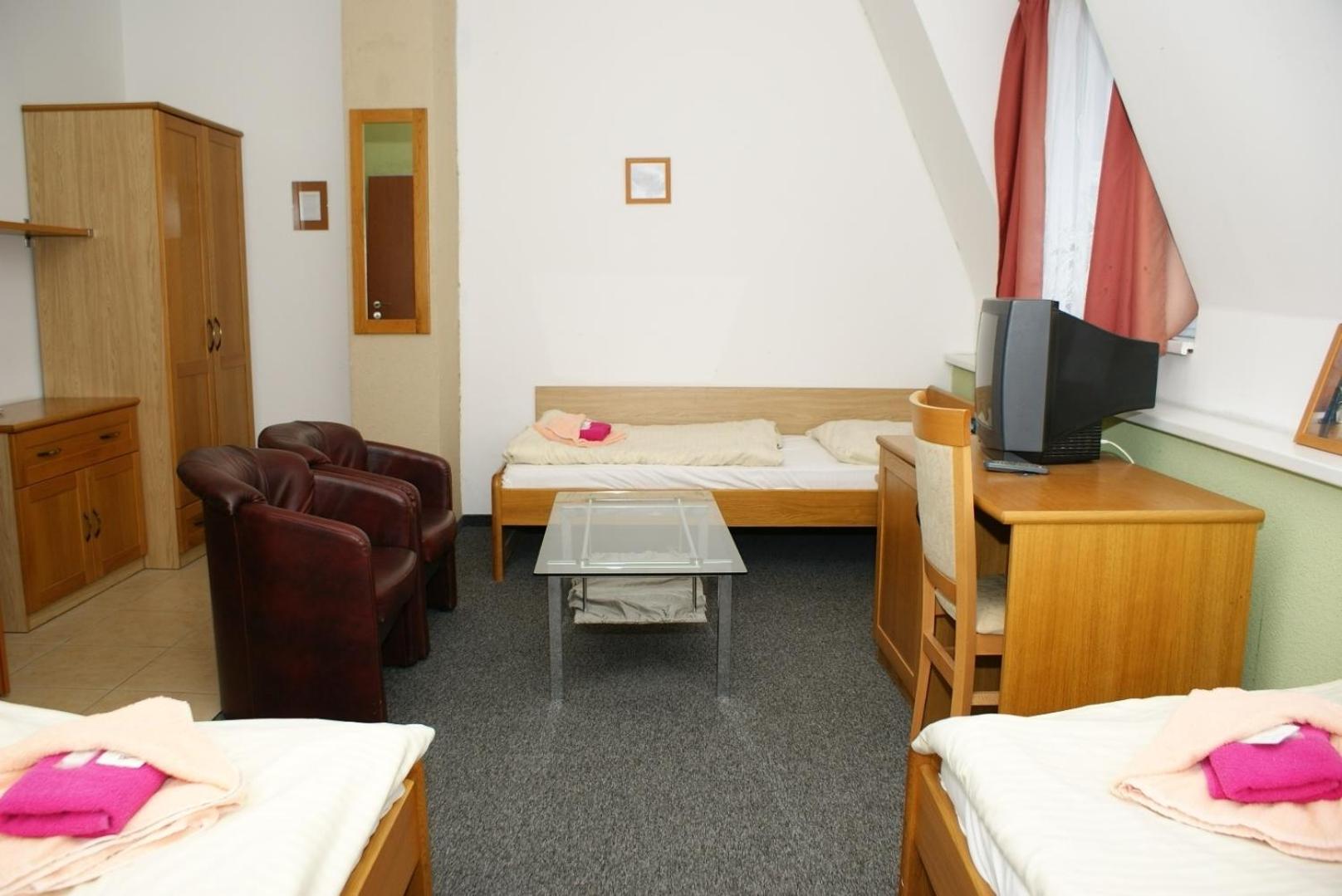 Triple Room - Photo 3