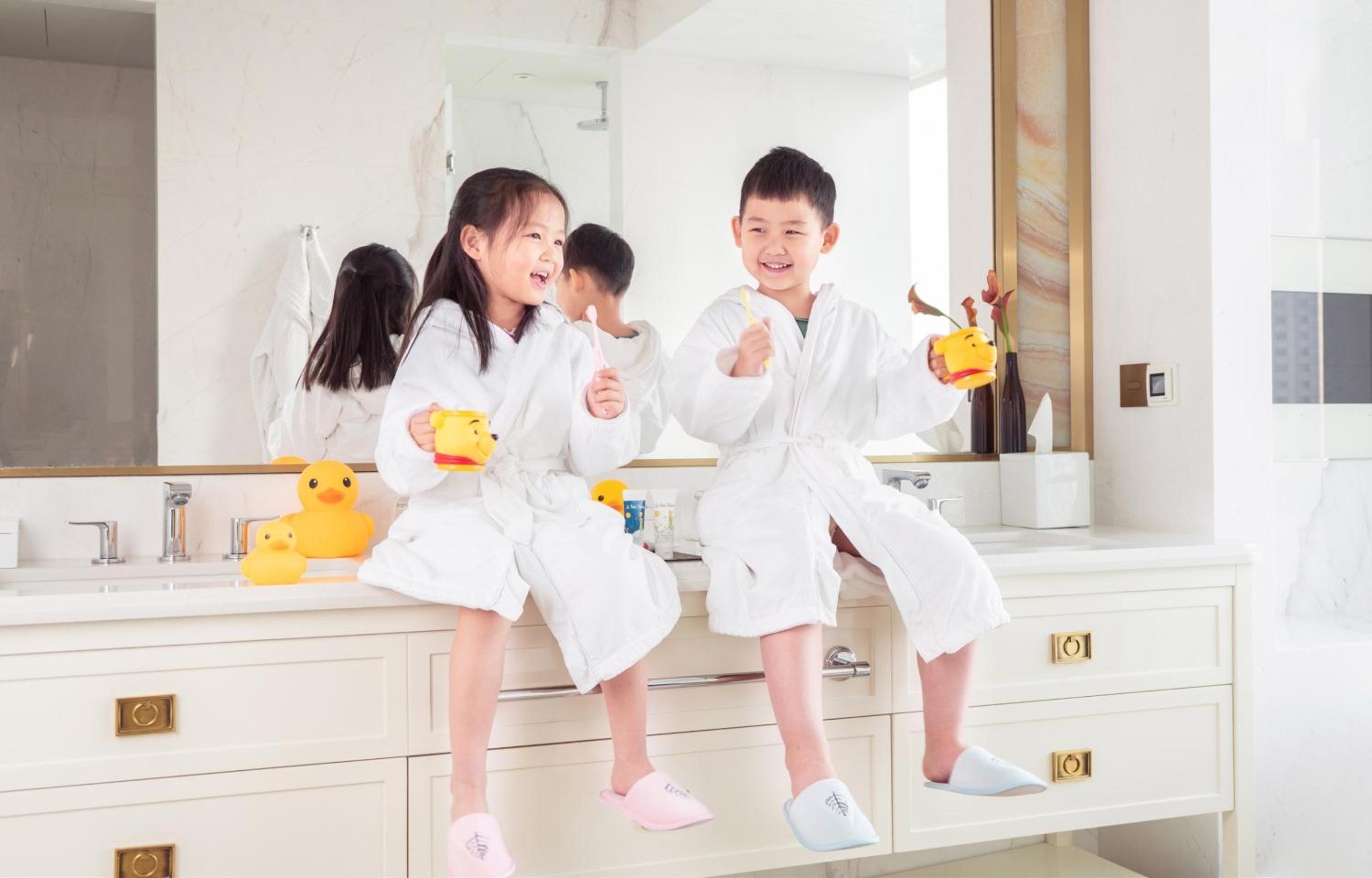 Summer Vacation Family Package - Deluxe King Room